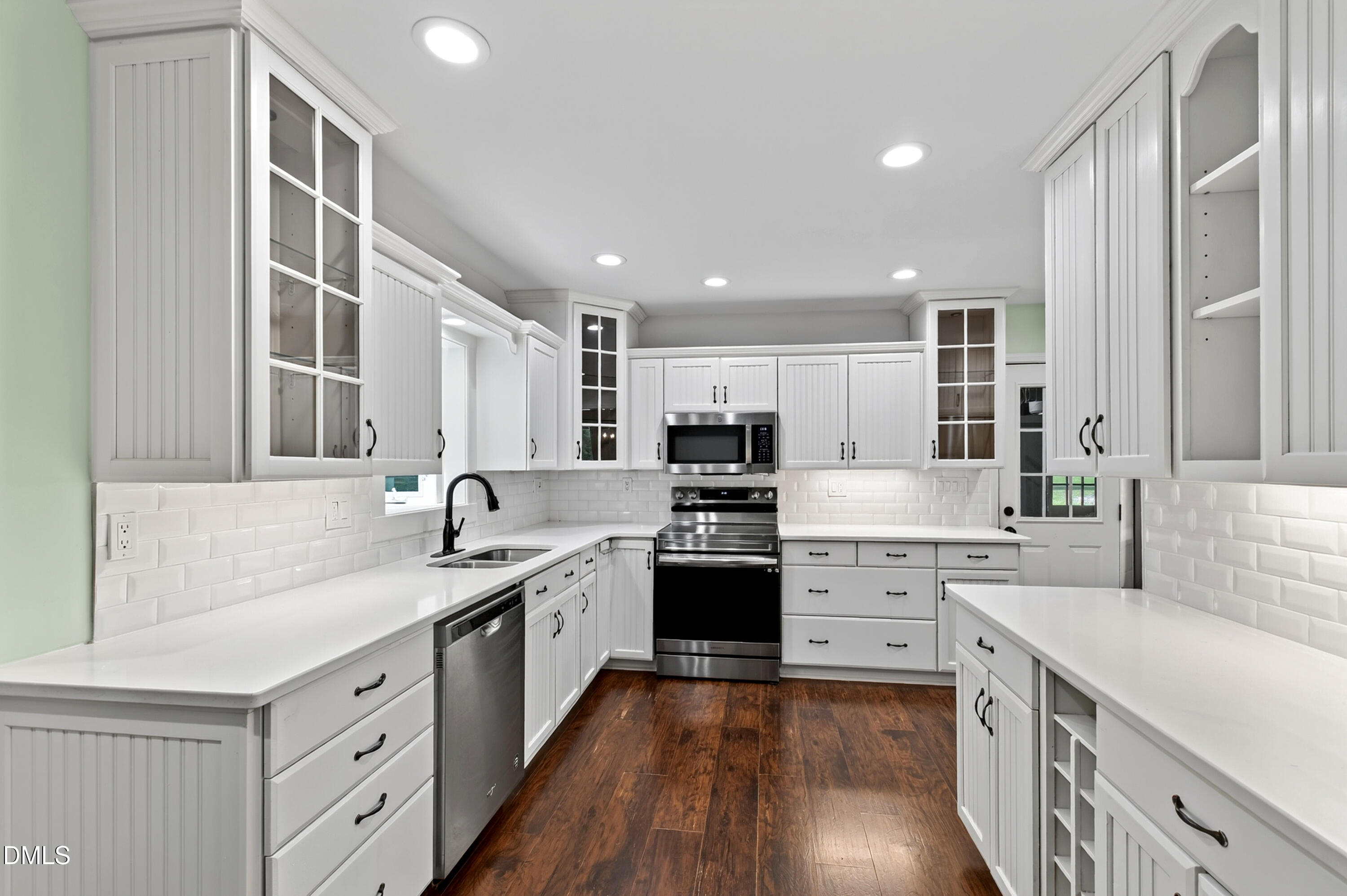 2101 Woodnell Drive Property Photo 13