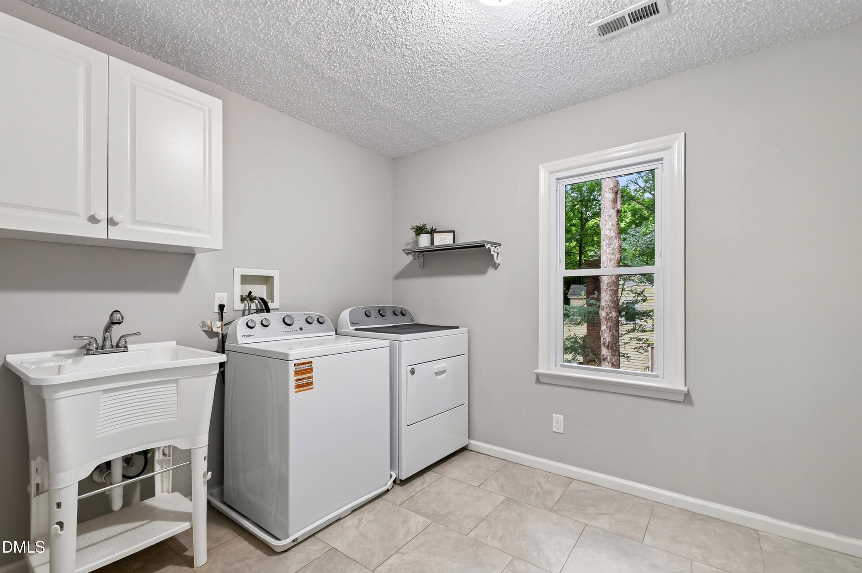 2101 Woodnell Drive Property Photo 38