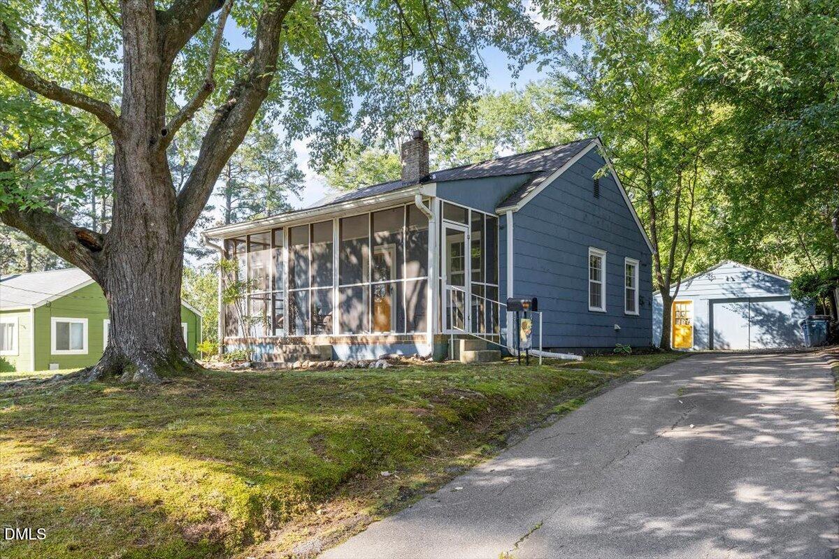 1512 London Circle Property Photo 1
