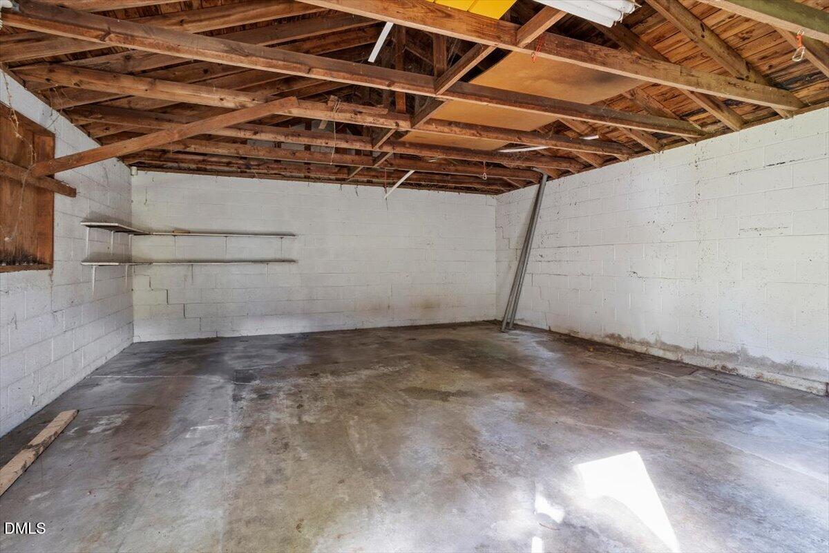 1512 London Circle Property Photo 38