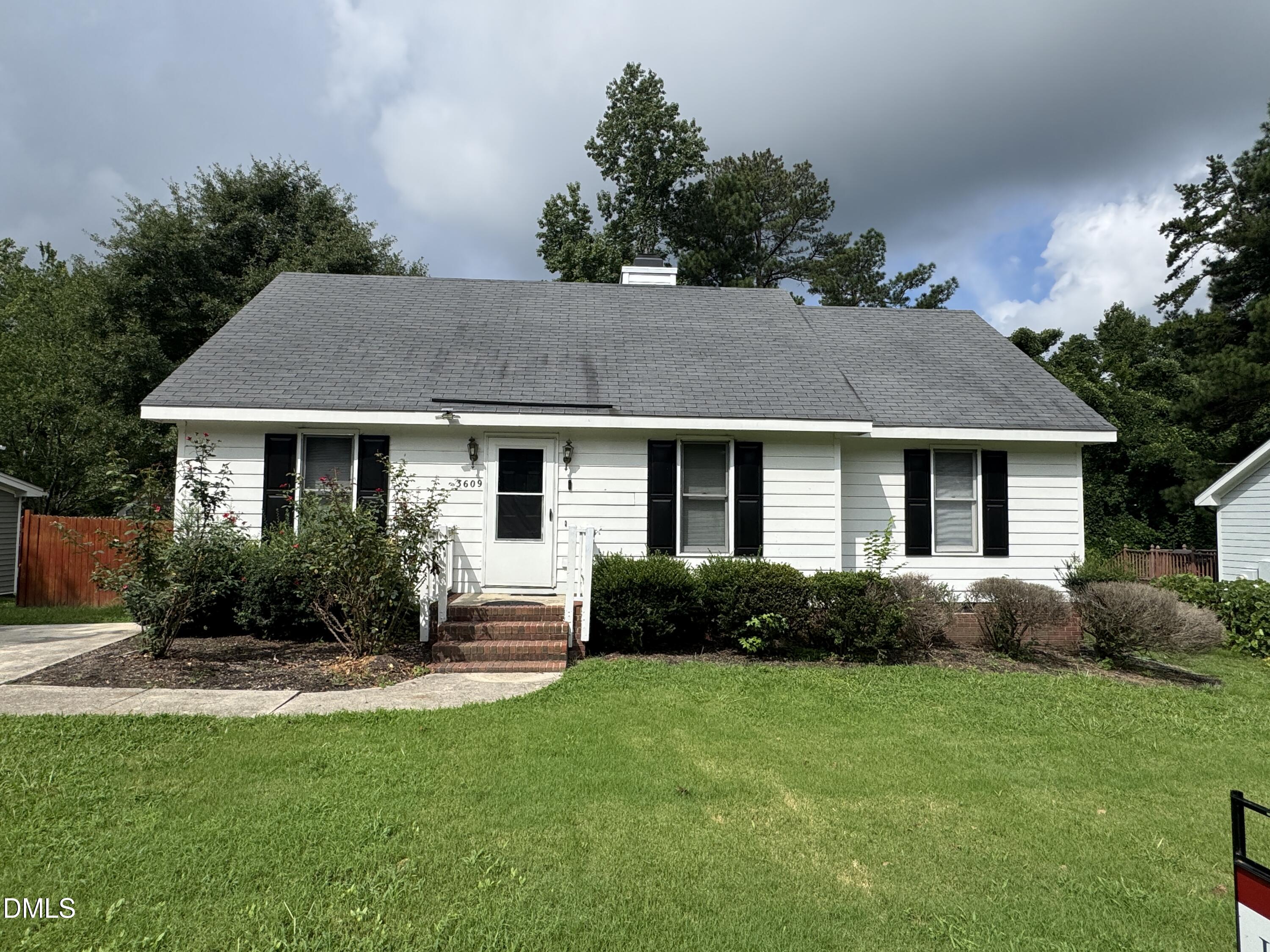 3609 Castlegate Drive Property Photo 1