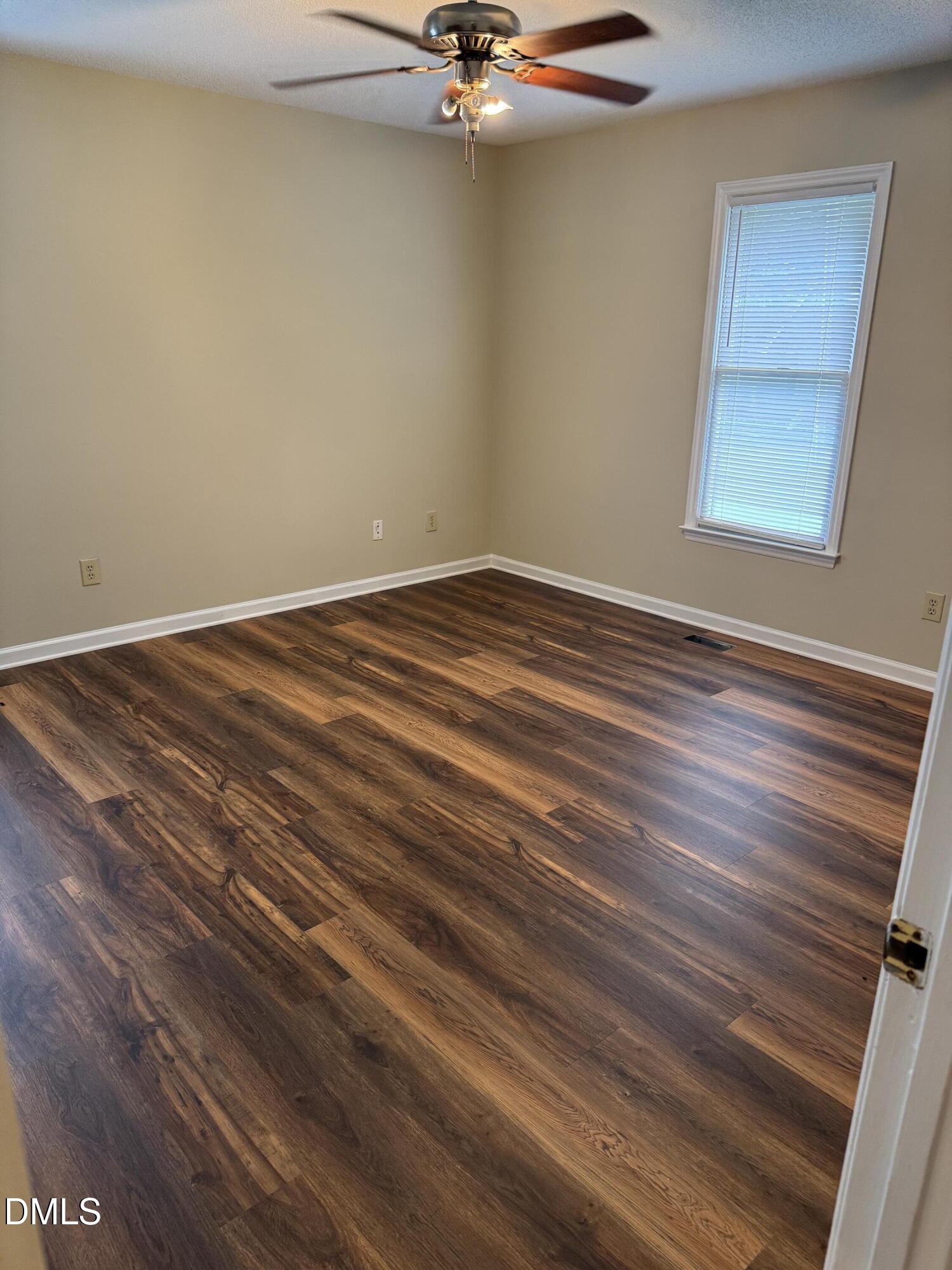 3609 Castlegate Drive Property Photo 8
