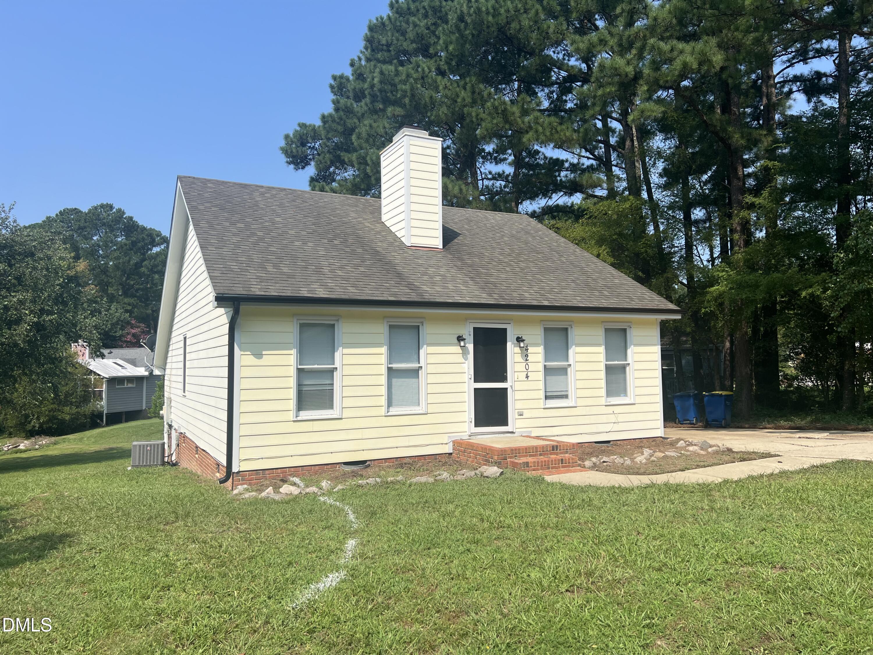 4204 Ferriday Court Property Photo 2