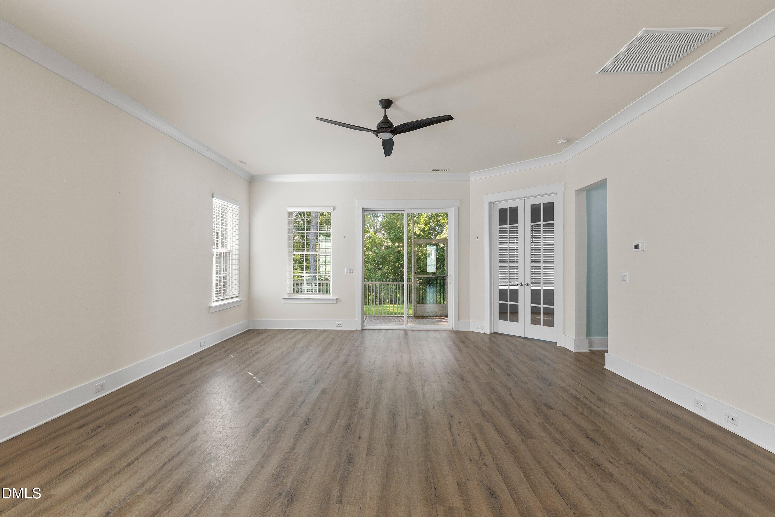 286 Warm Wind Drive Property Photo 17