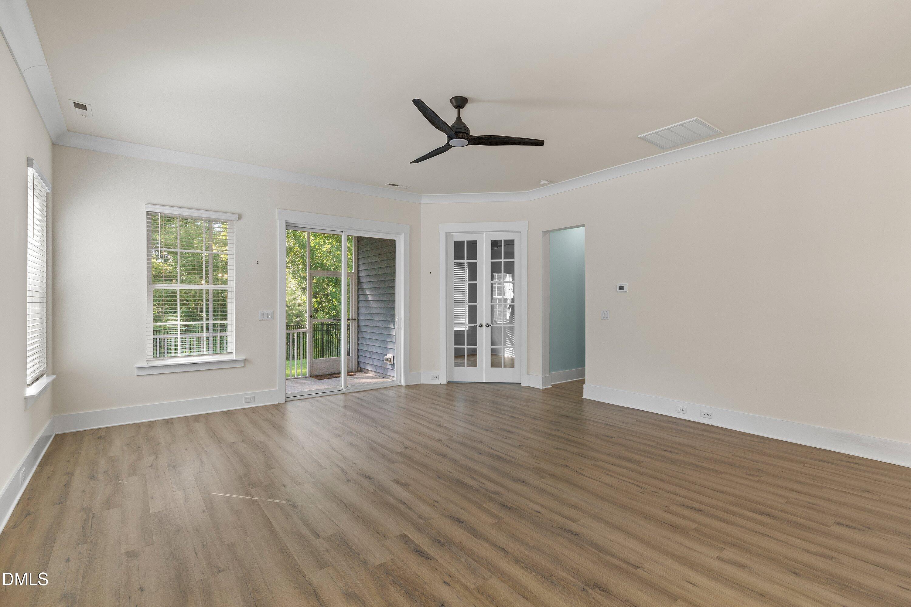 286 Warm Wind Drive Property Photo 18