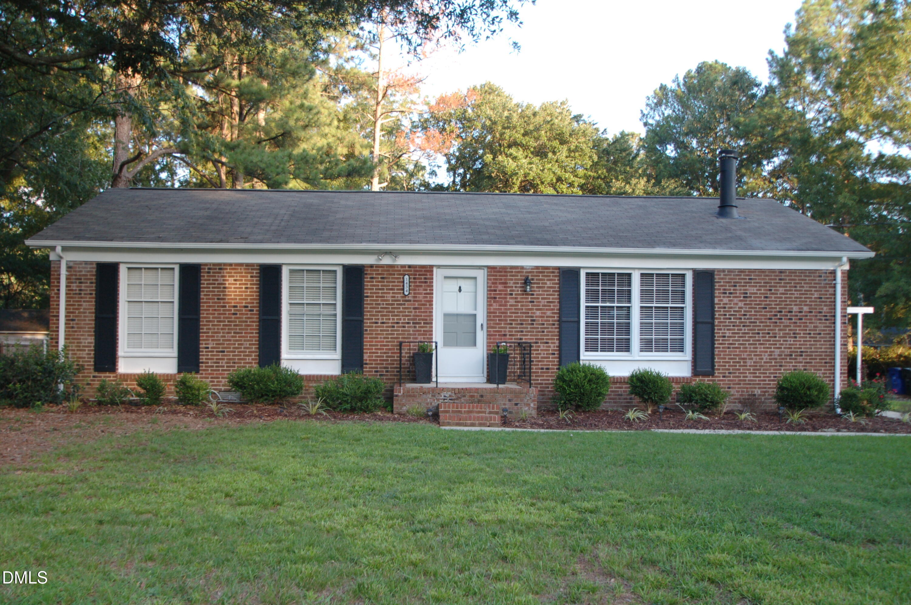 1434 Sedwick Road Property Photo 1