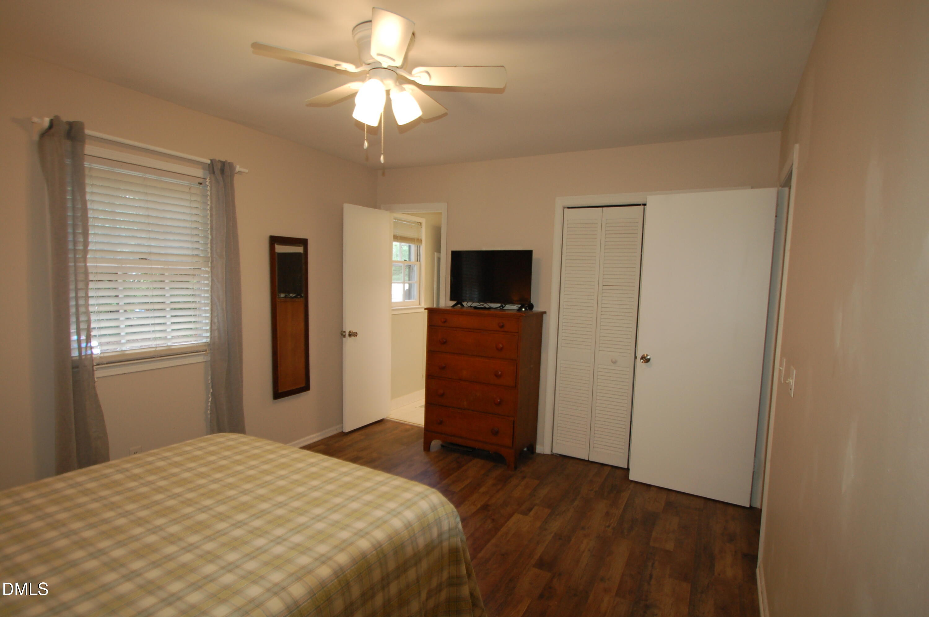 1434 Sedwick Road Property Photo 17