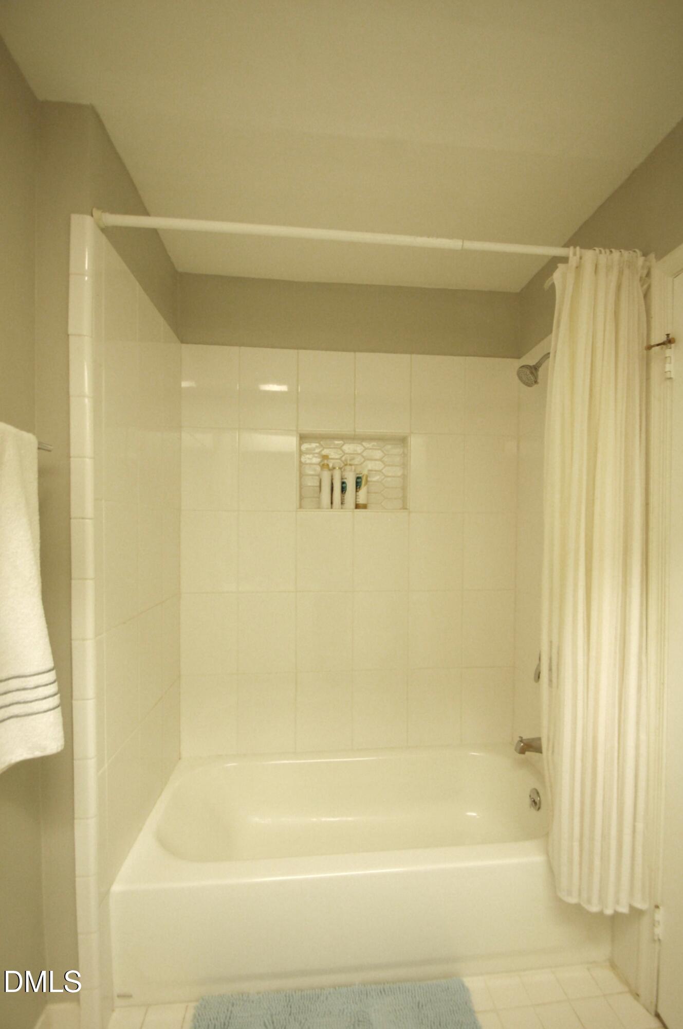 1434 Sedwick Road Property Photo 22