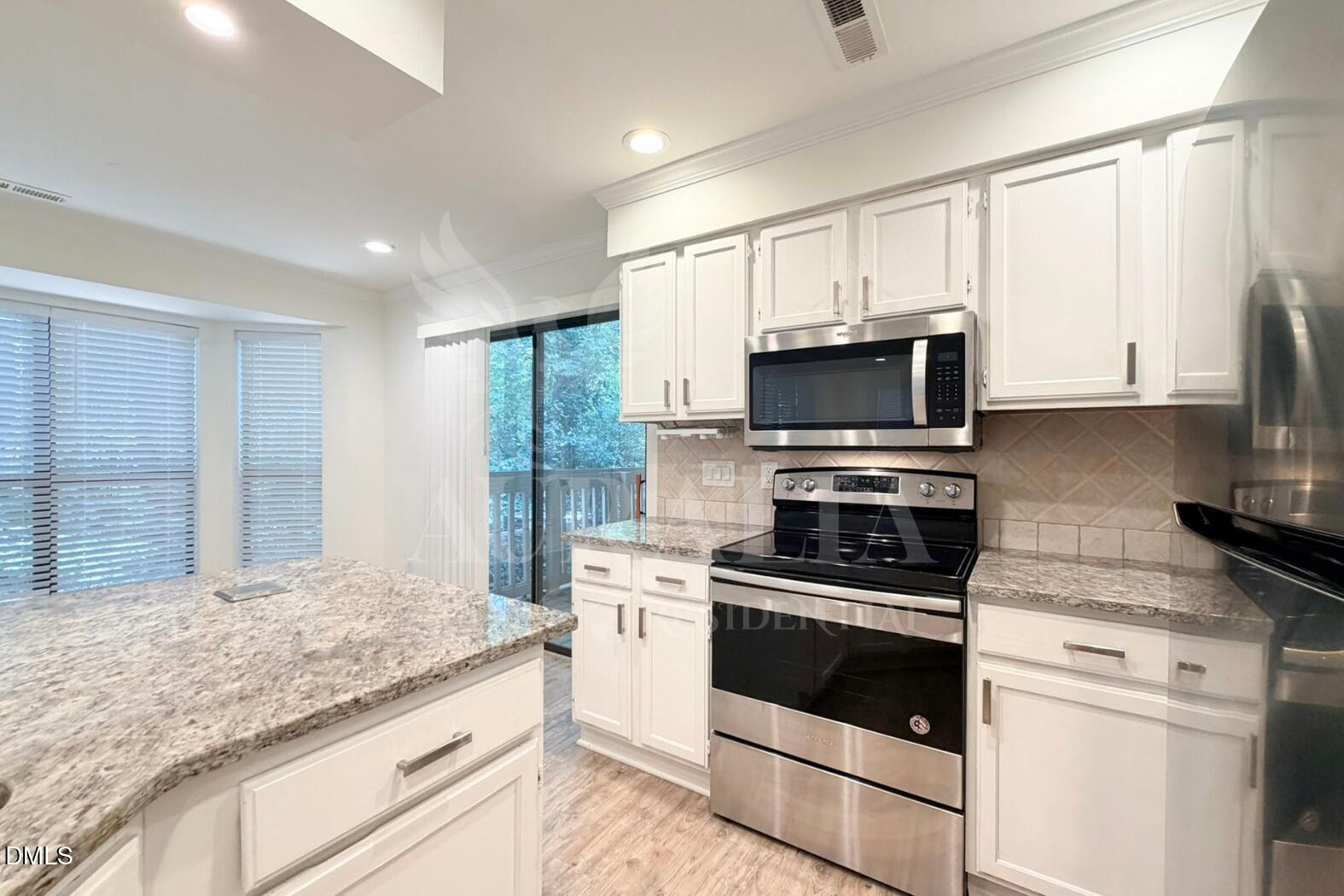 413 New Kent Place Property Photo 10