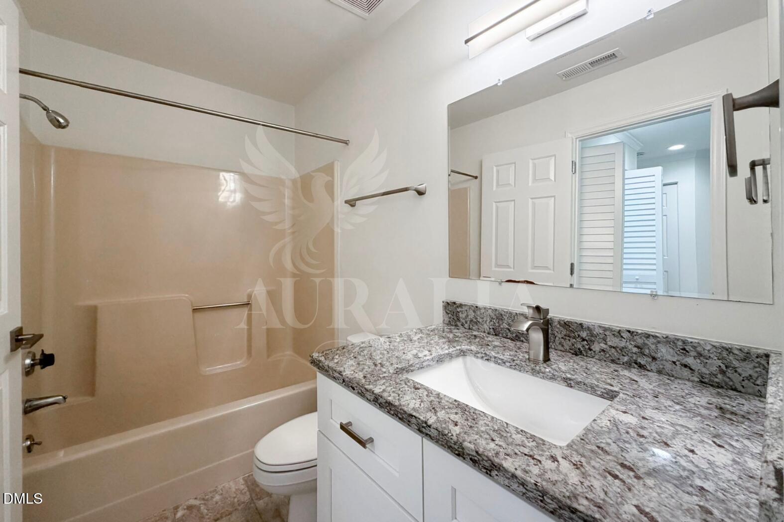 413 New Kent Place Property Photo 20