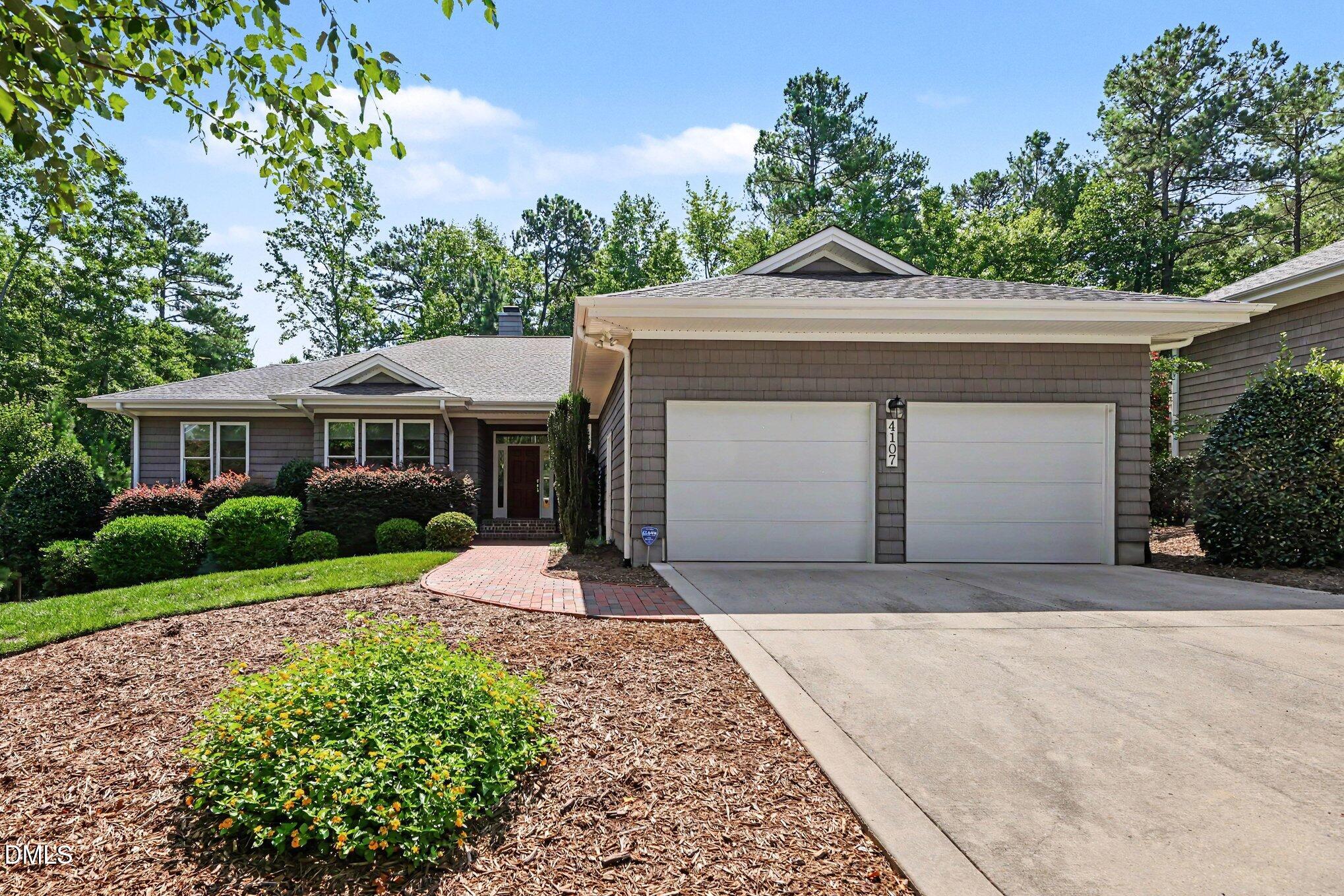 4107 The Knolls Cl Property Photo 1