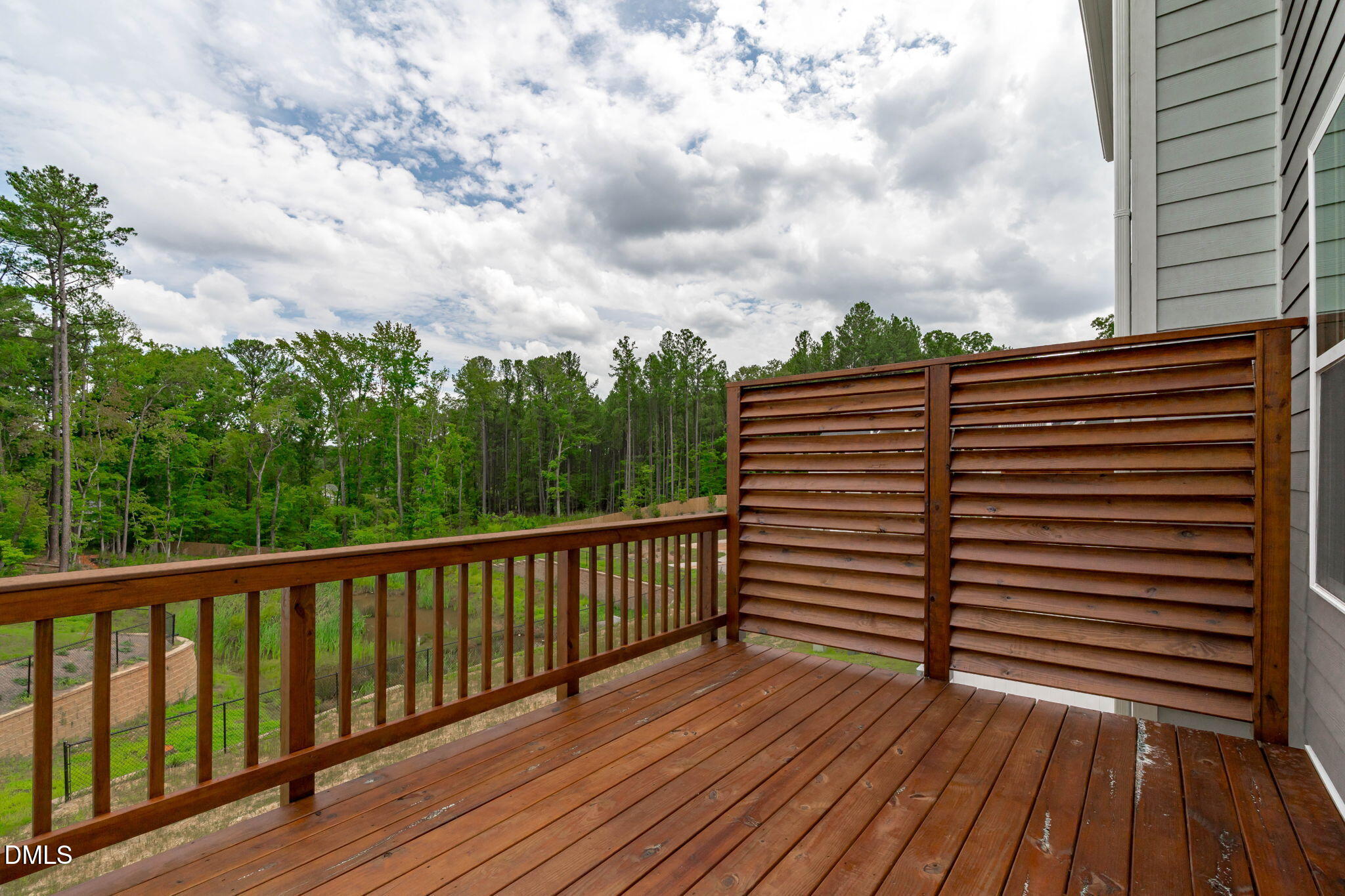 501 Plumleaf Lane Property Photo 5