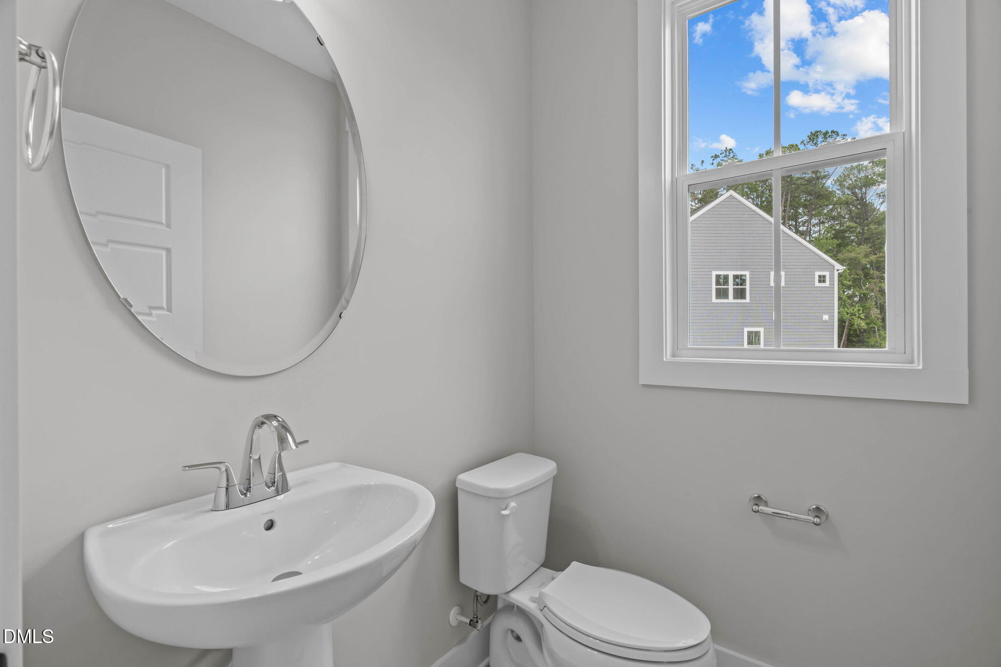 501 Plumleaf Lane Property Photo 10