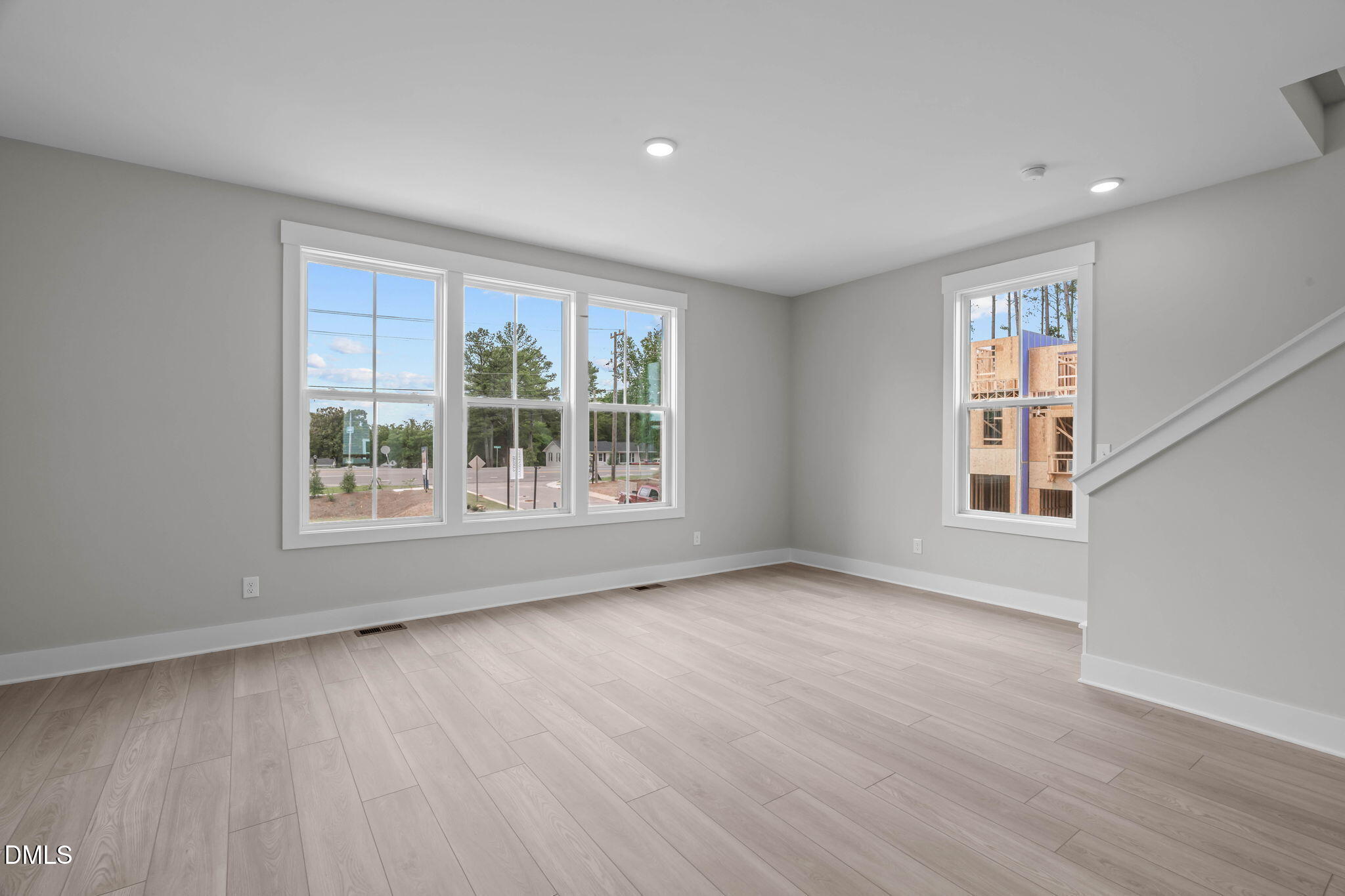 501 Plumleaf Lane Property Photo 14