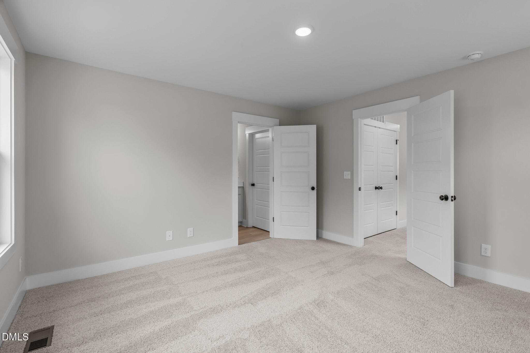 501 Plumleaf Lane Property Photo 25