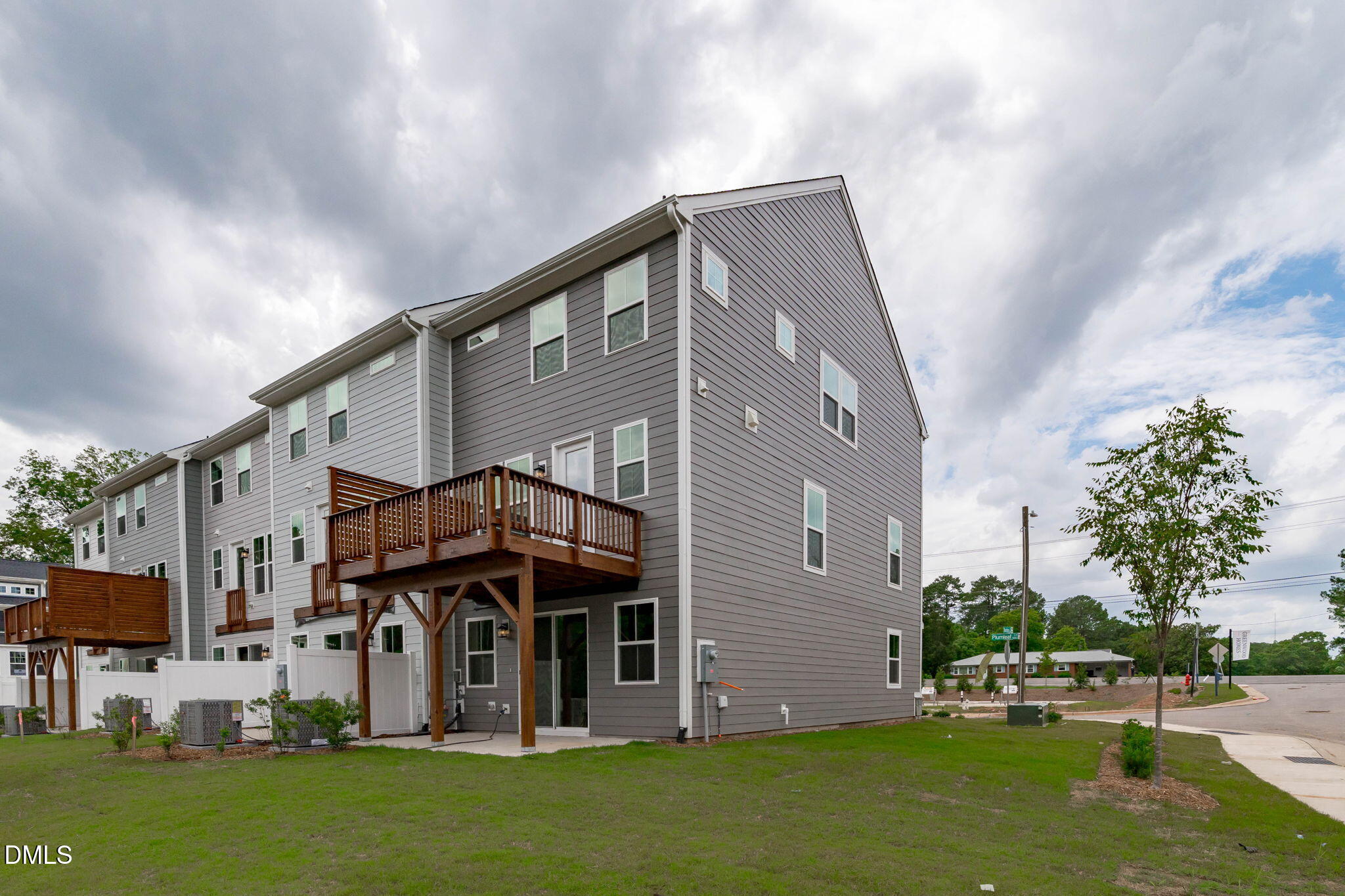 501 Plumleaf Lane Property Photo 40