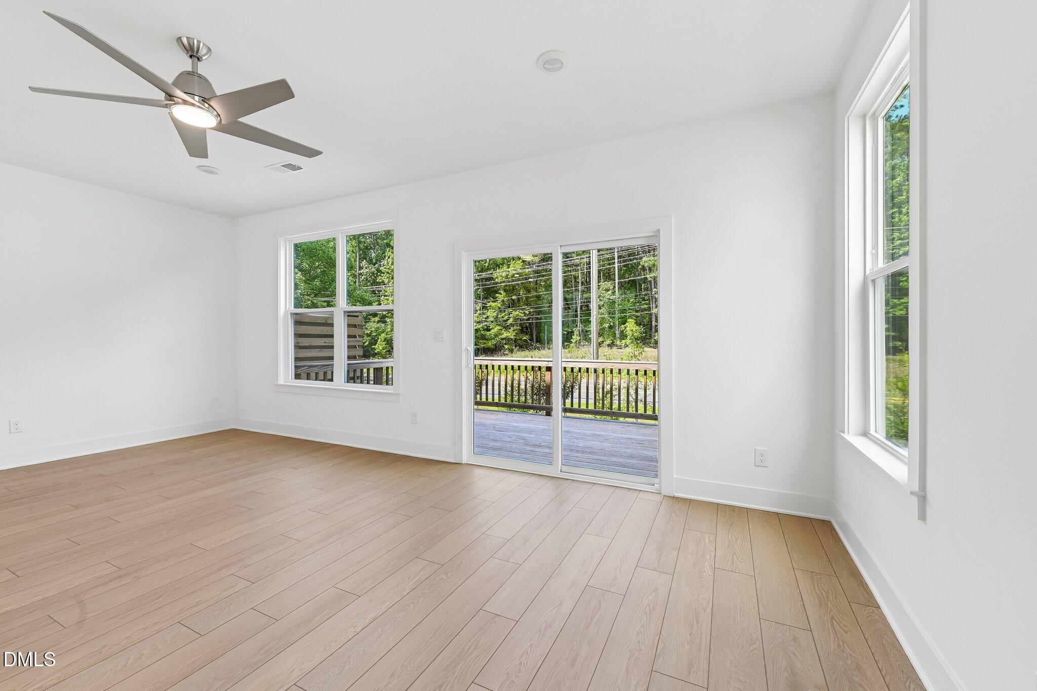 2120 Opulent Oaks Lane Property Photo 6