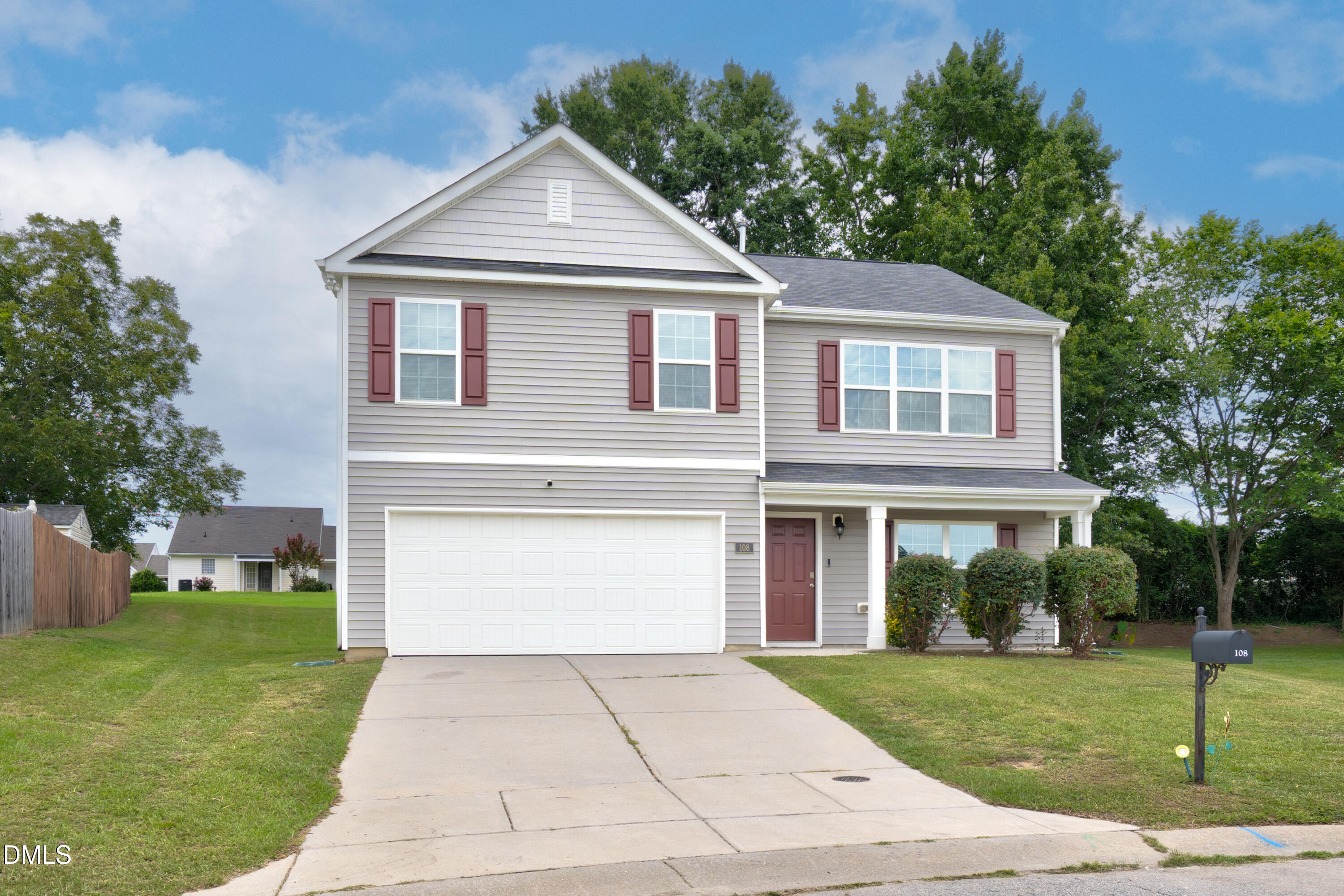 108 Castlebury Court Property Photo 1