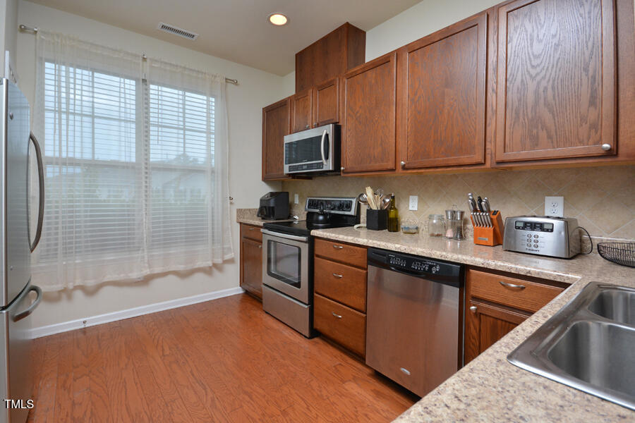 100 Stratford Lakes Drive 324 Property Photo 2