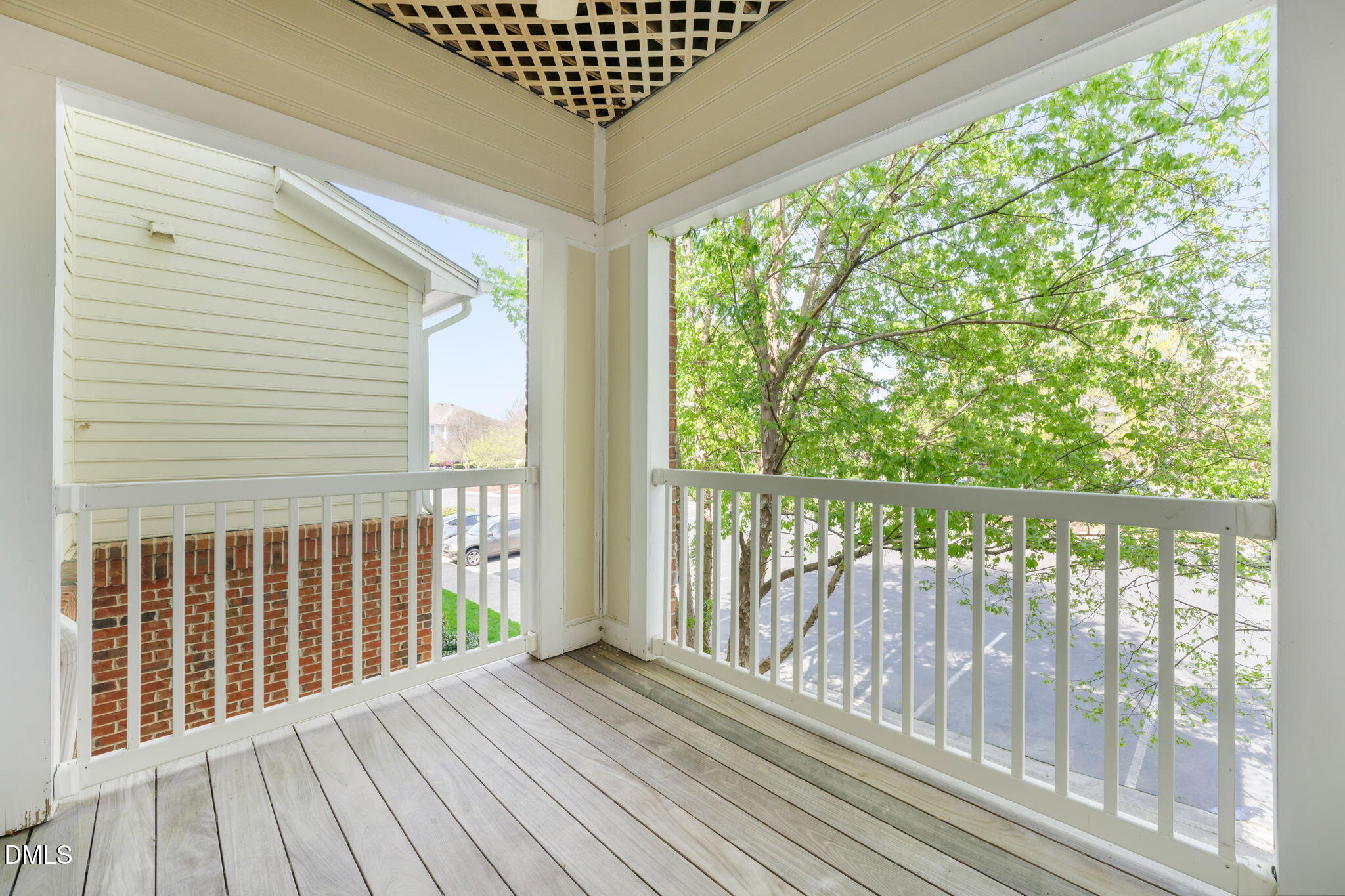 225 Waterford Lake Drive Property Photo 27