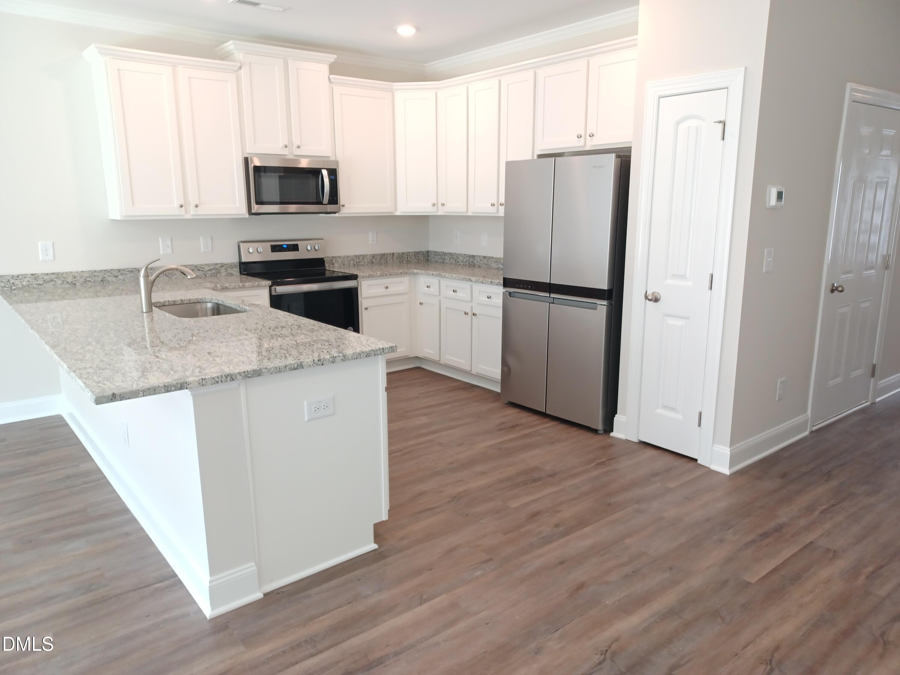 6922 Outfall Point Lane Property Photo 6
