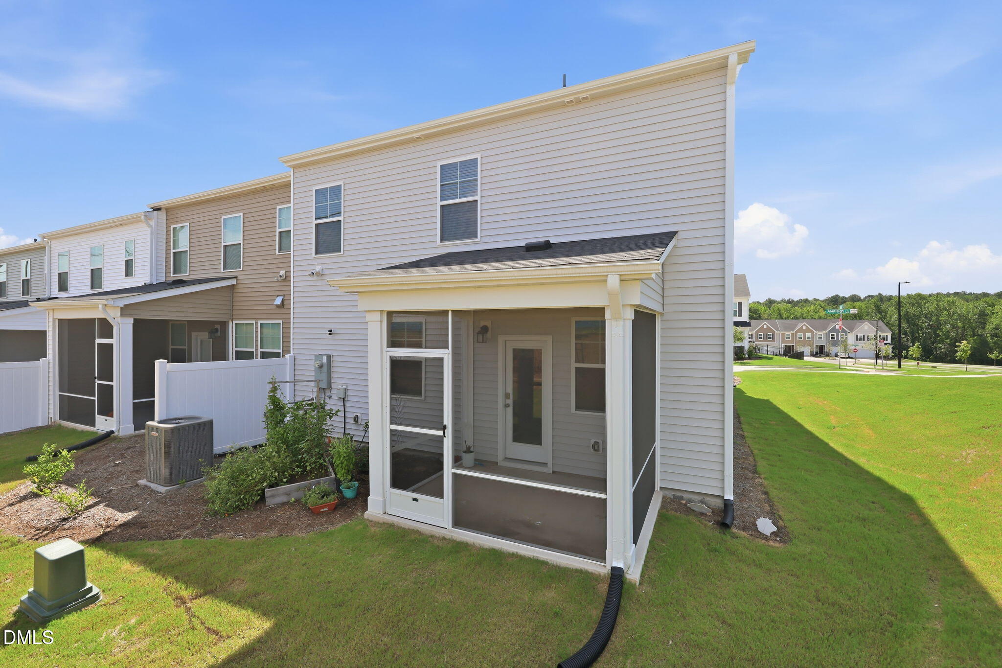 1101 Aberleigh Lane Property Photo 40
