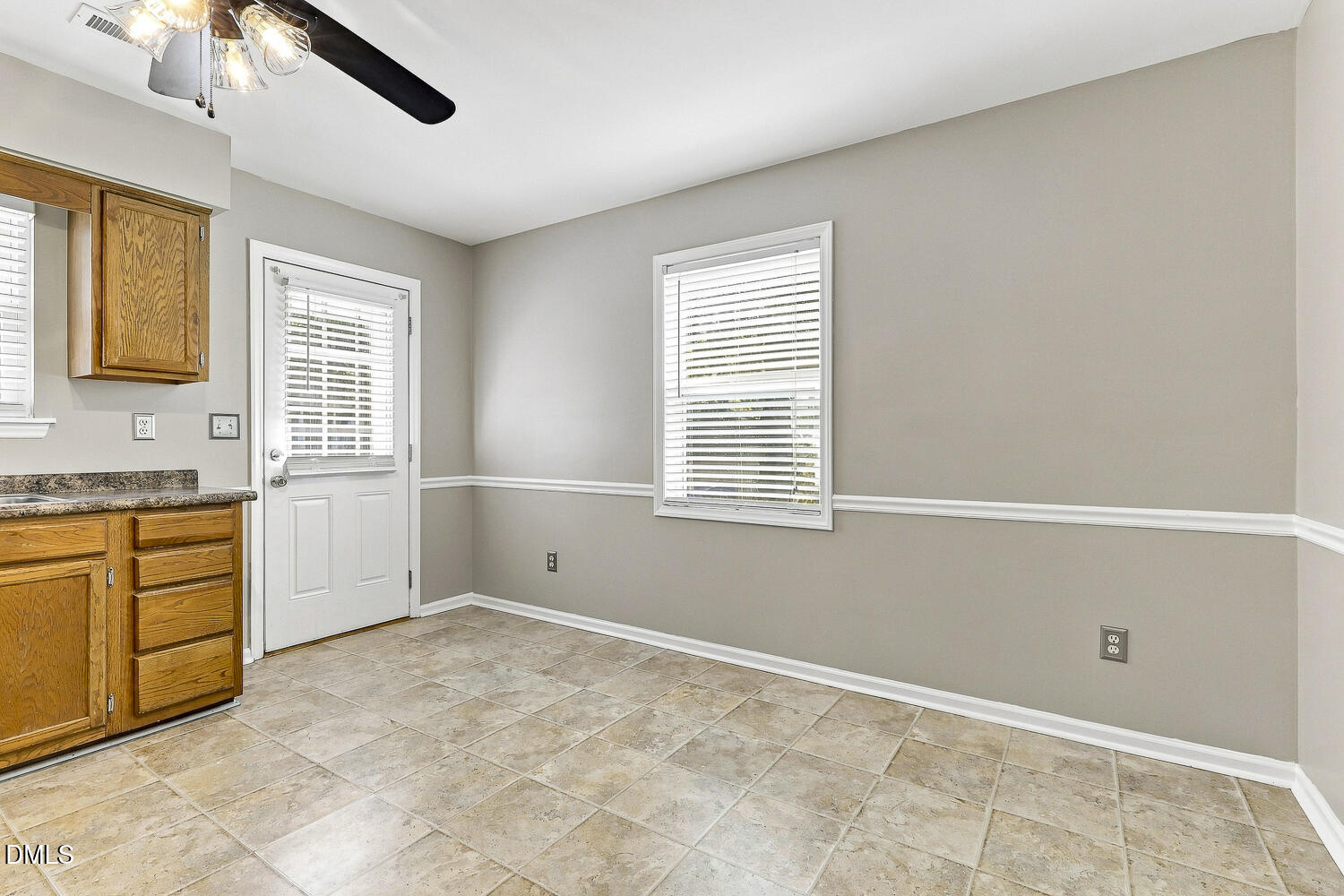 2606 Kingdom Way Property Photo 7