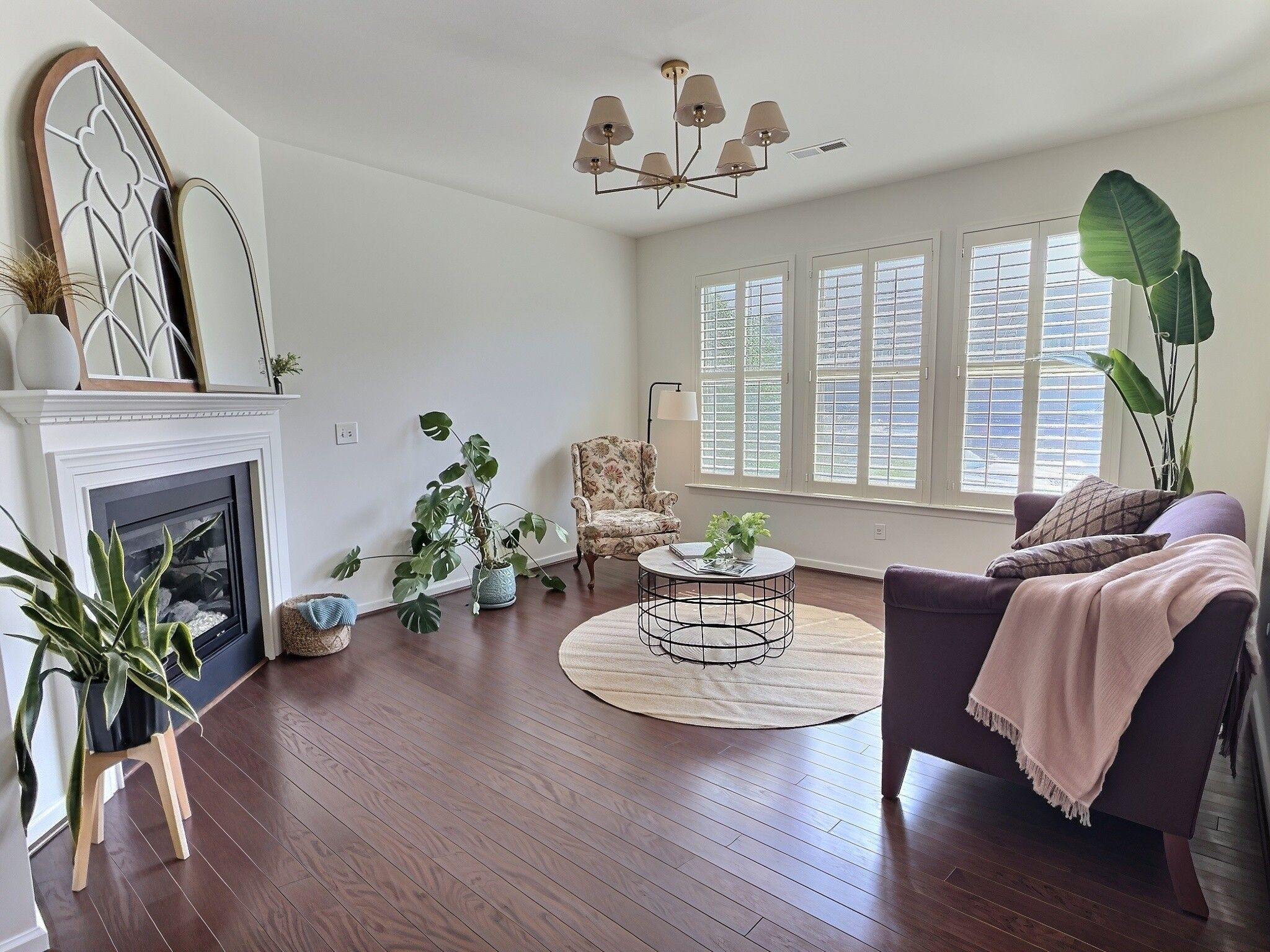 960 Ambergate Station Property Photo 7