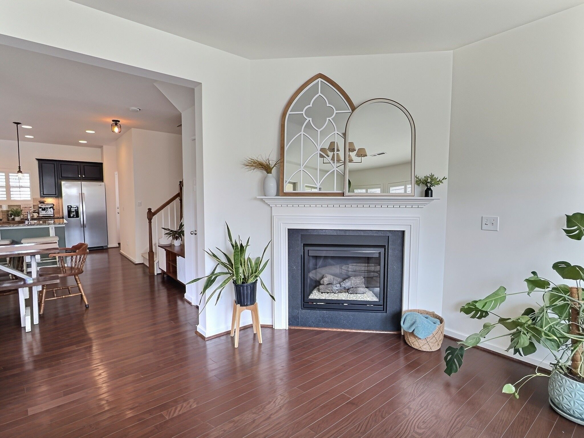 960 Ambergate Station Property Photo 8