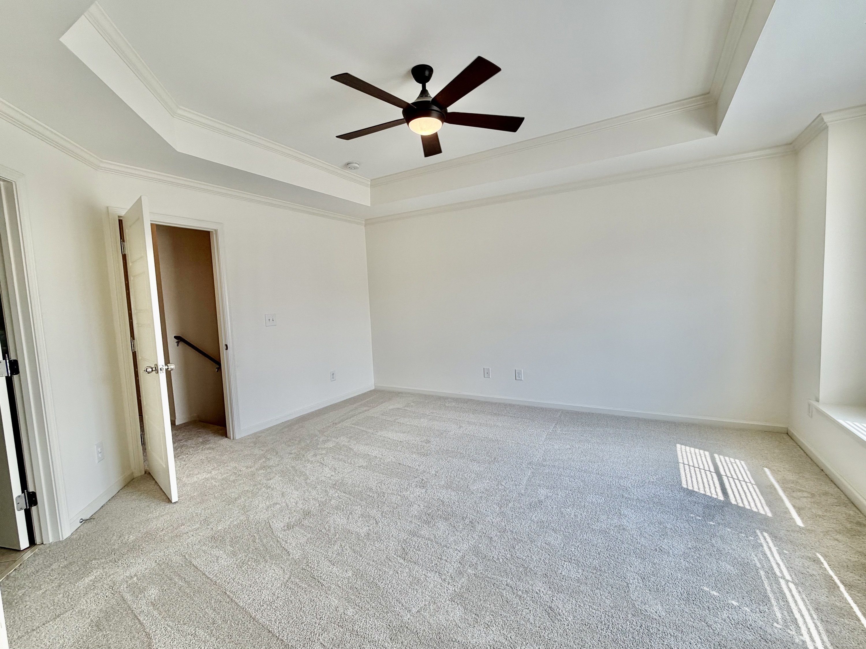 960 Ambergate Station Property Photo 17