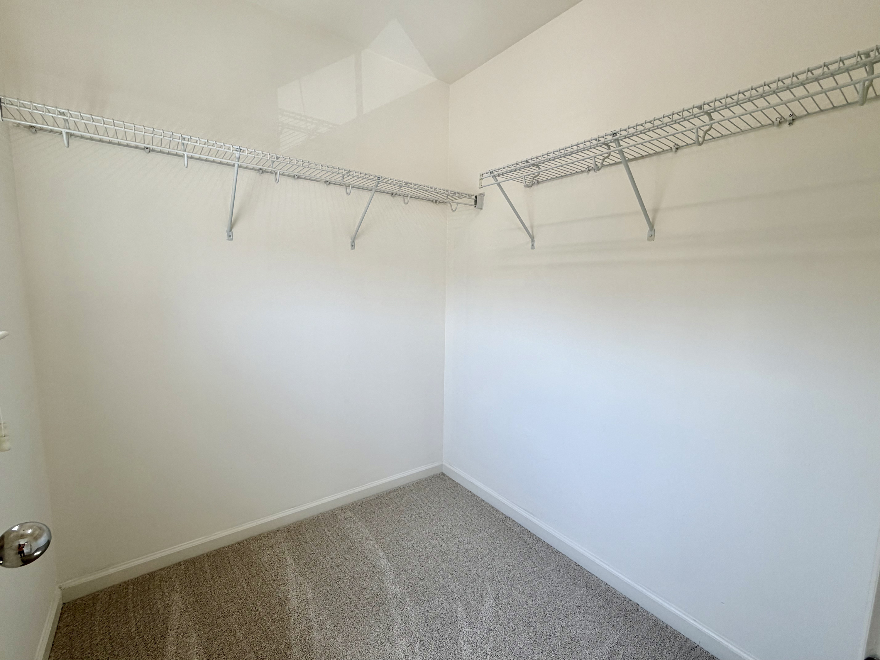 960 Ambergate Station Property Photo 25