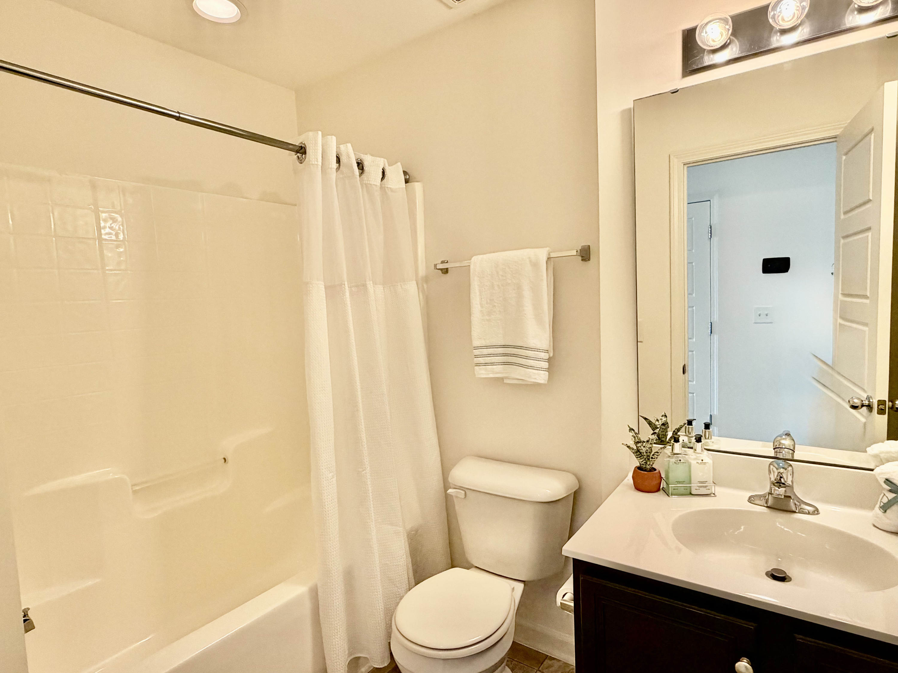 960 Ambergate Station Property Photo 31