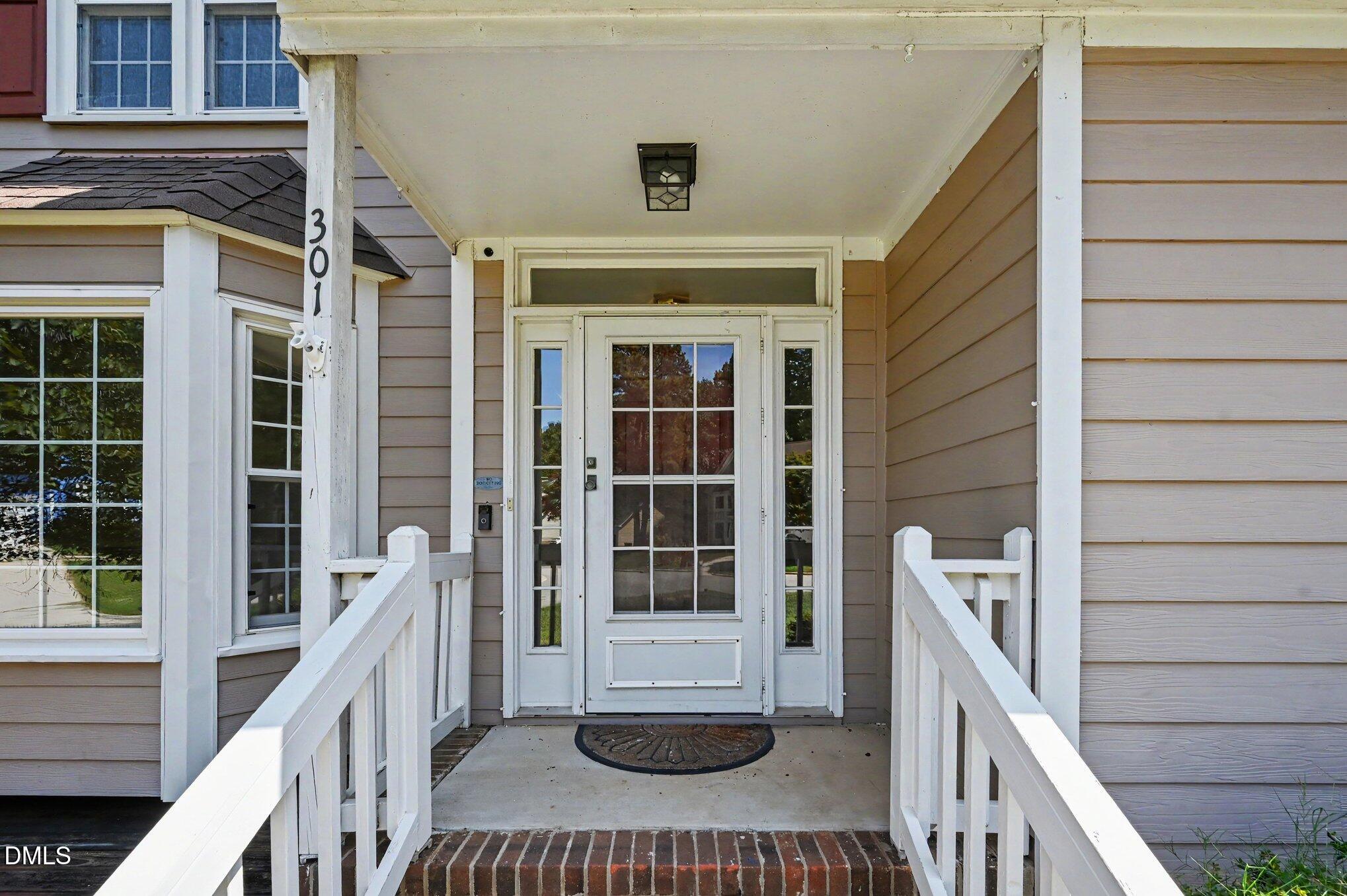301 Cary Pines Drive Property Photo 3
