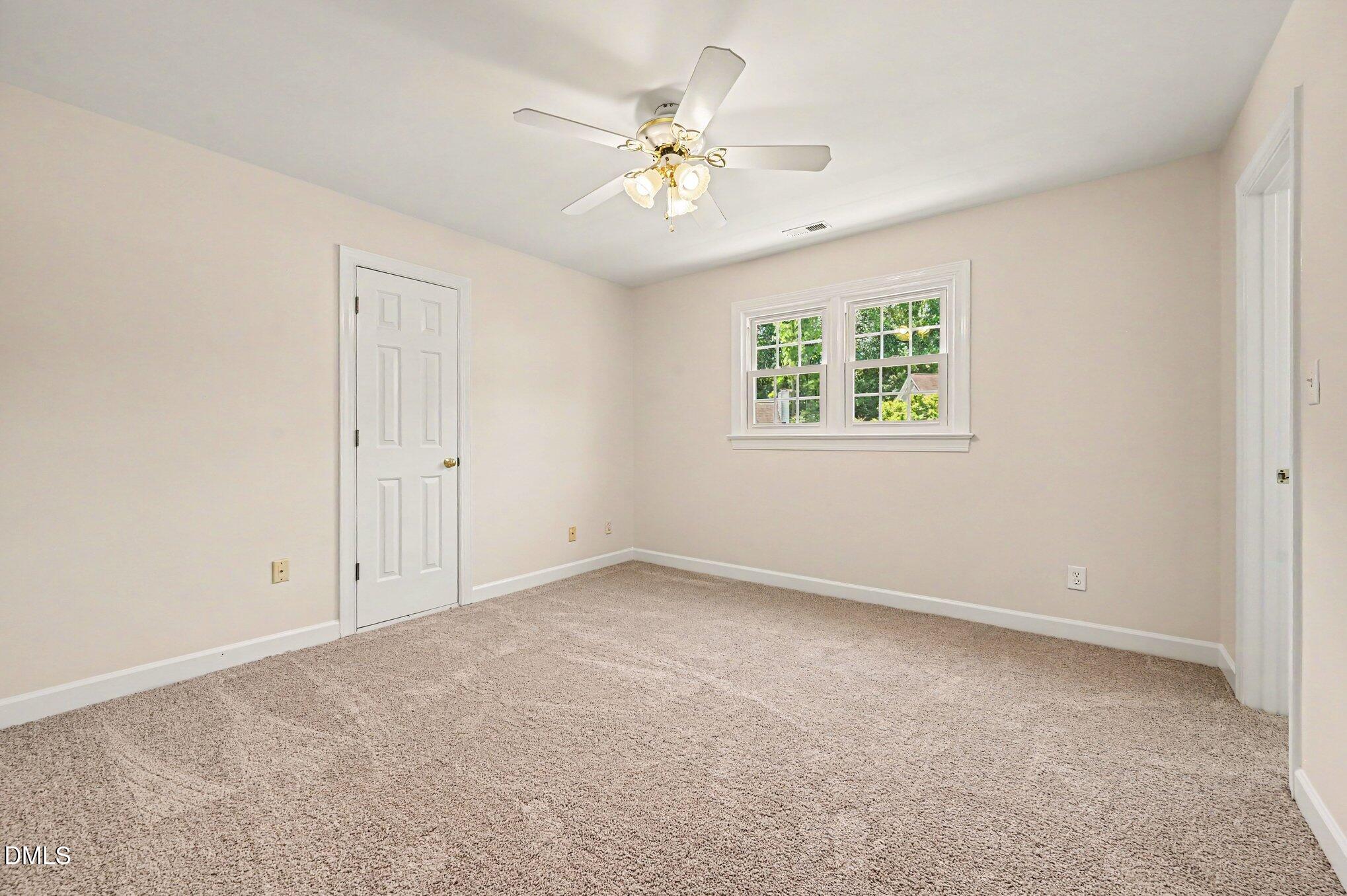 301 Cary Pines Drive Property Photo 14