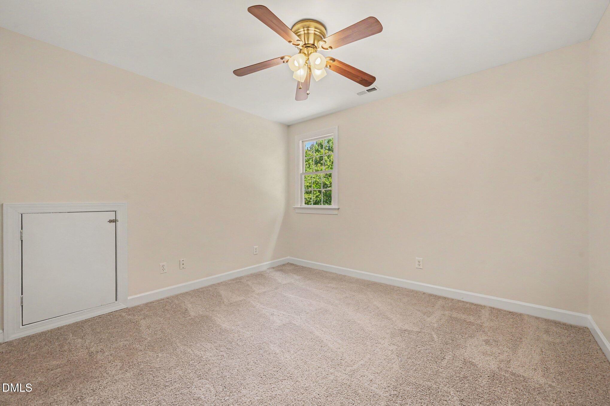 301 Cary Pines Drive Property Photo 18