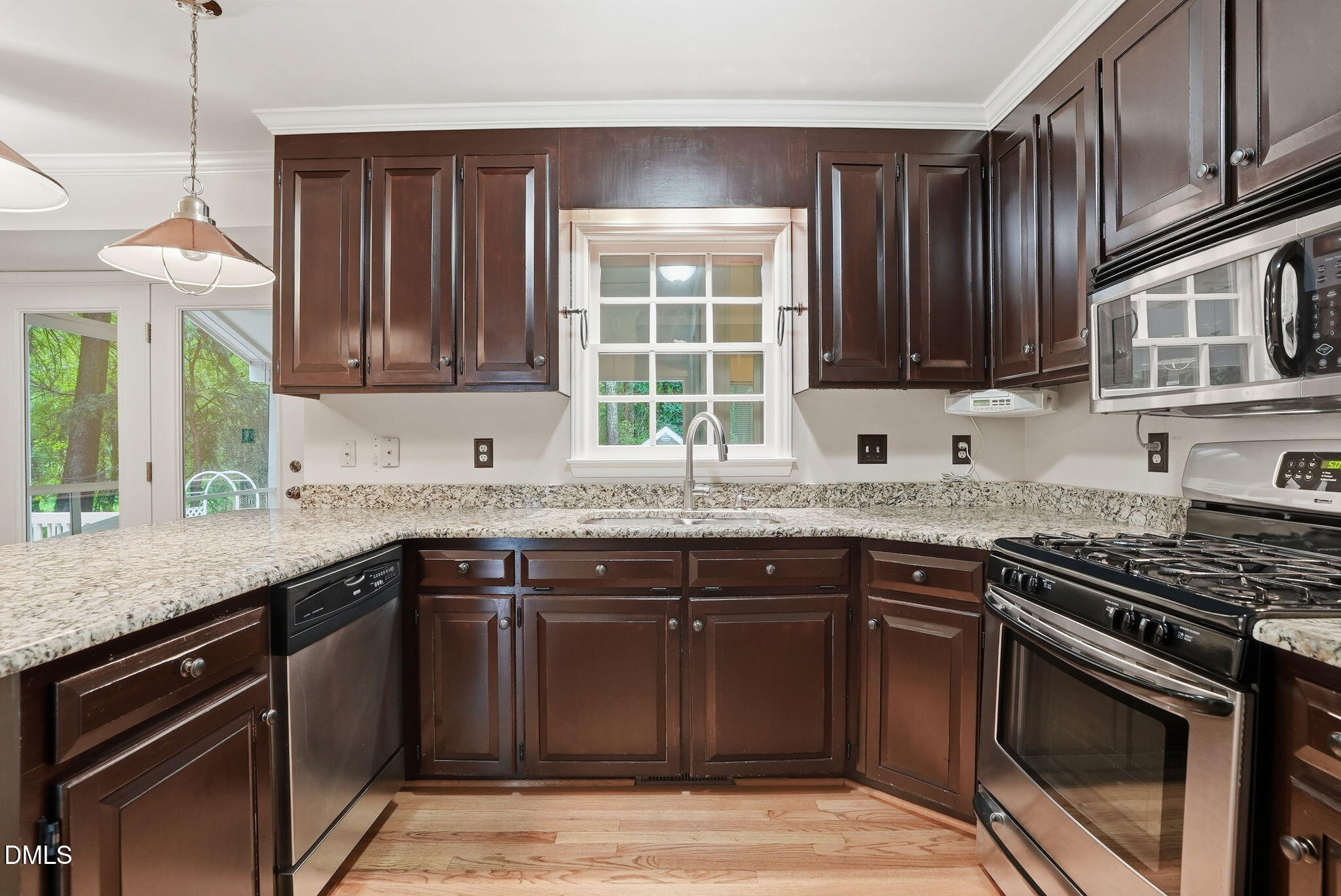 1308 Stonemoor Court Property Photo 25