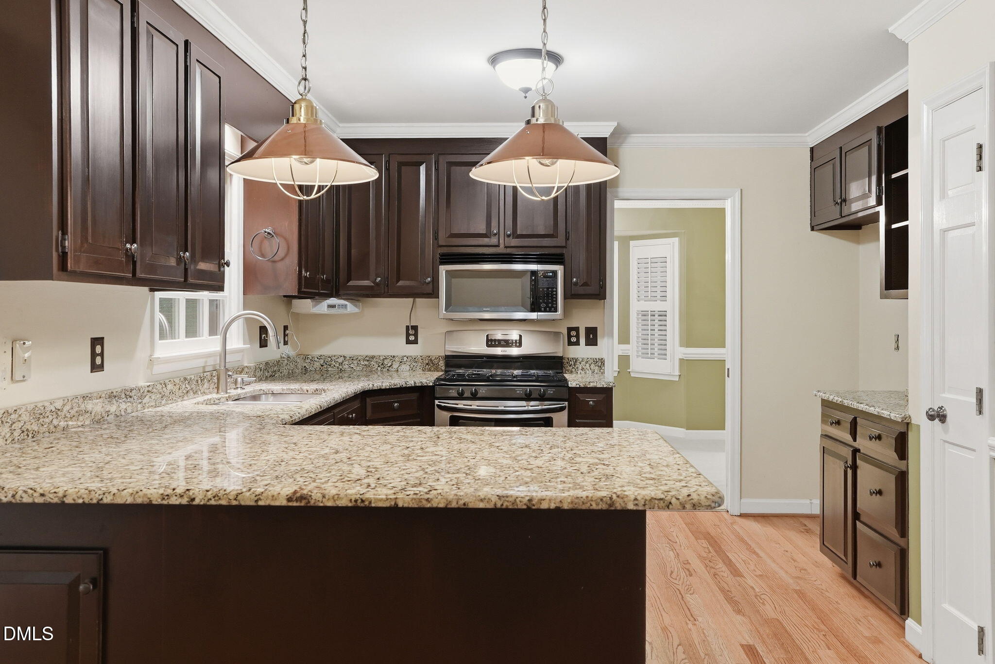 1308 Stonemoor Court Property Photo 27