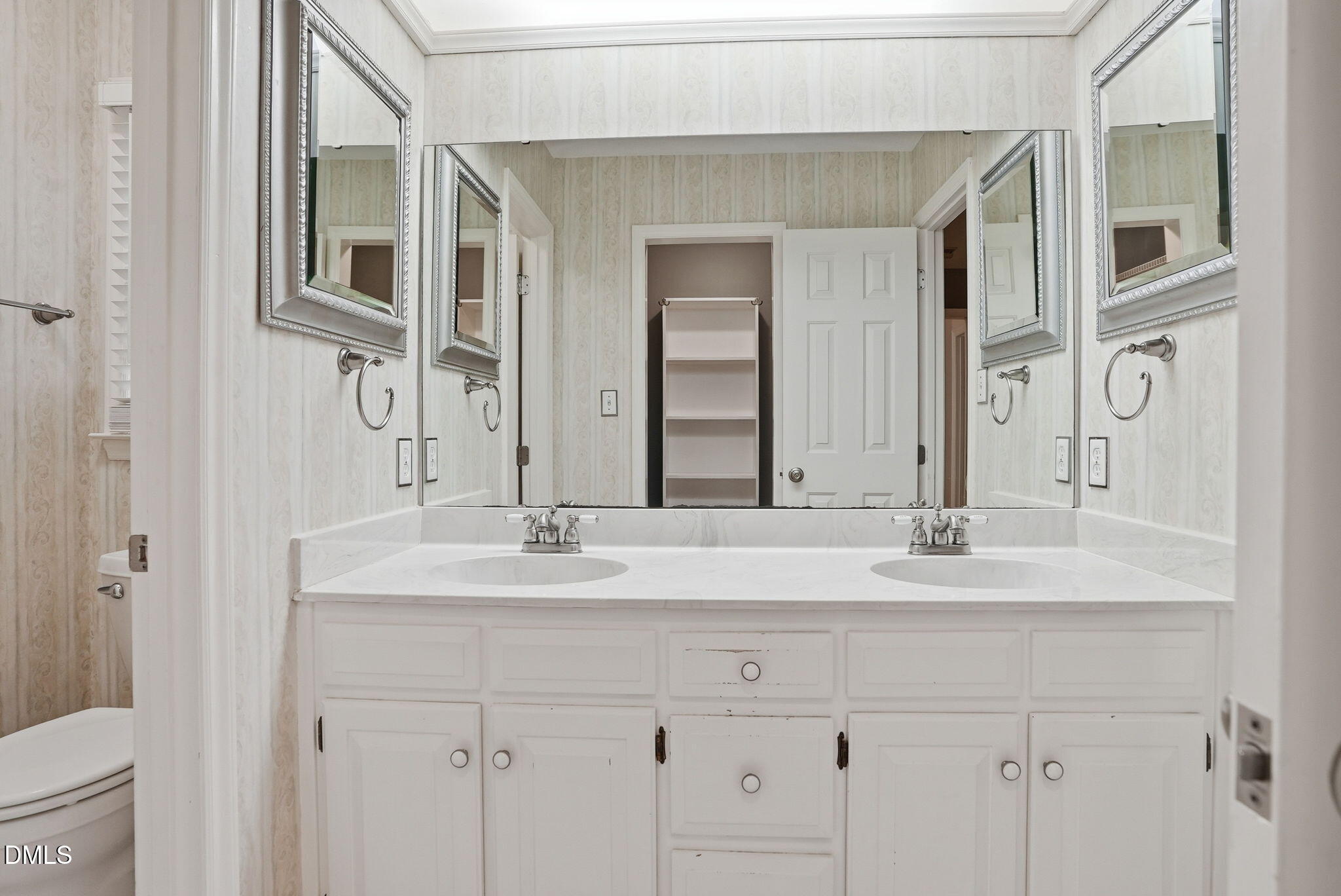 1308 Stonemoor Court Property Photo 36