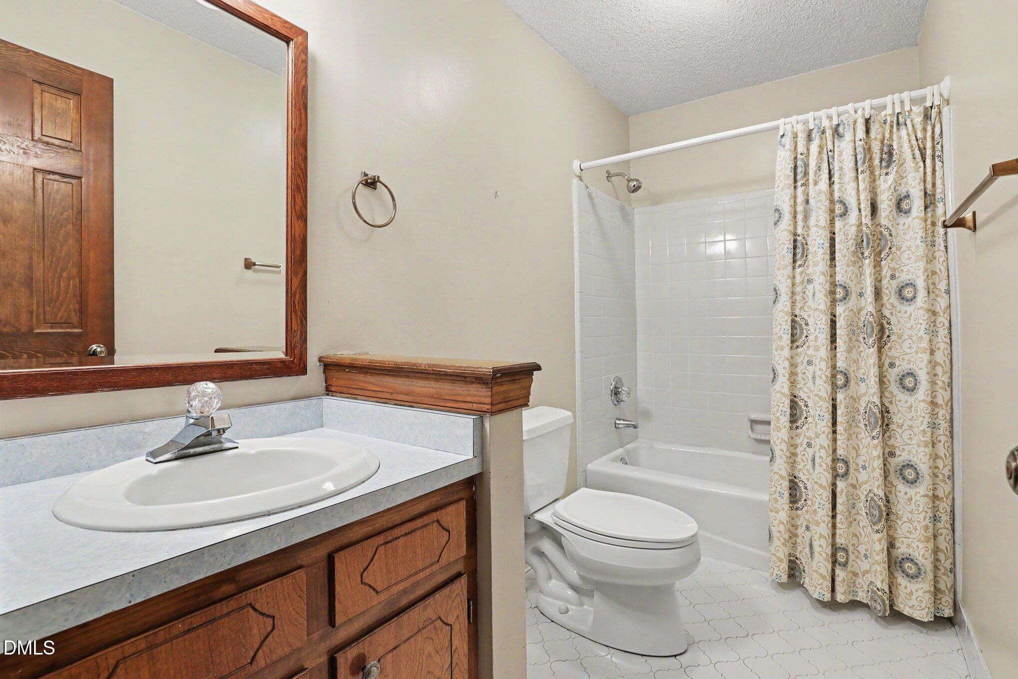 6400 Dresden Lane Property Photo 20