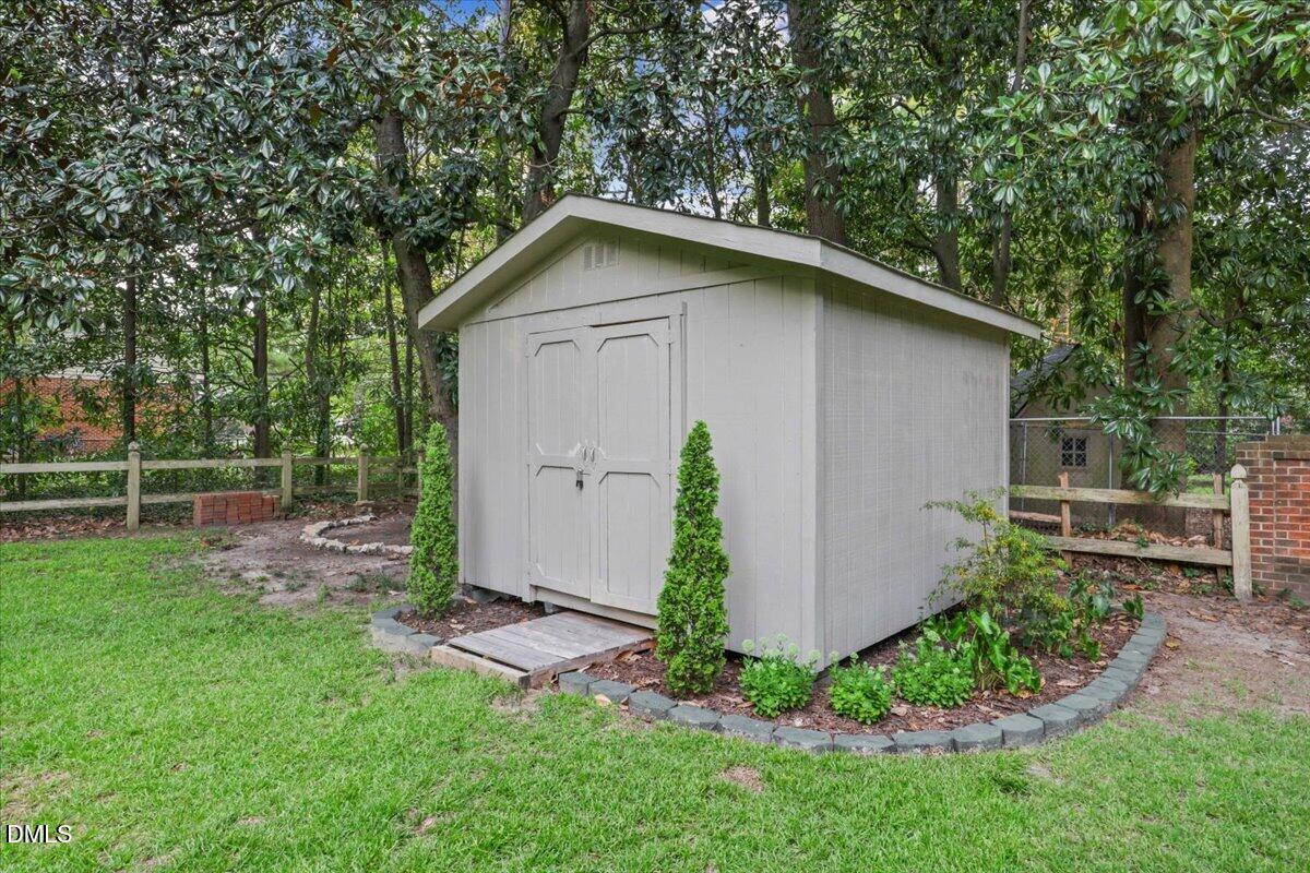 804 Chestnut Drive Property Photo 38