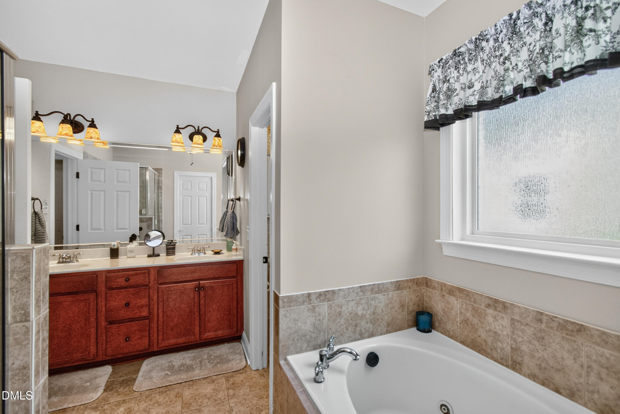62 Meredith Court Property Photo 18