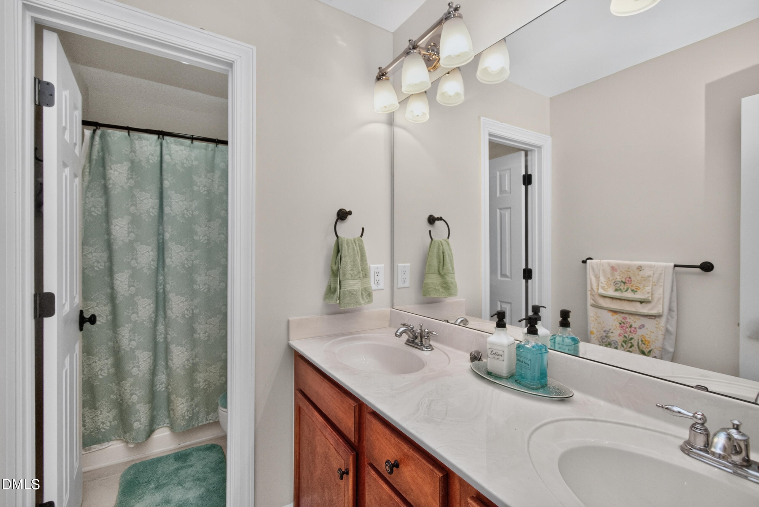 62 Meredith Court Property Photo 27