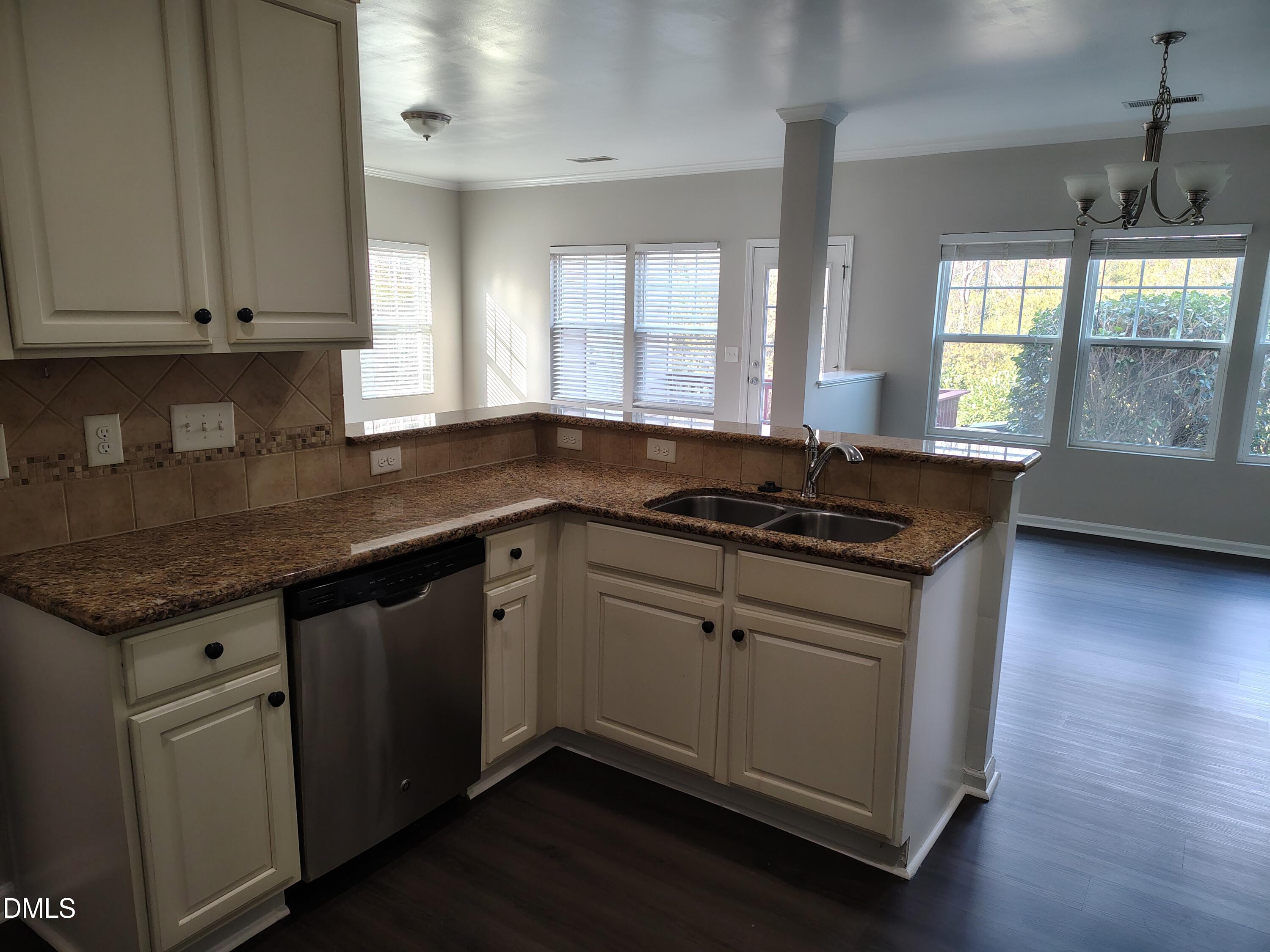 831 Davidson Point Road Property Photo 5