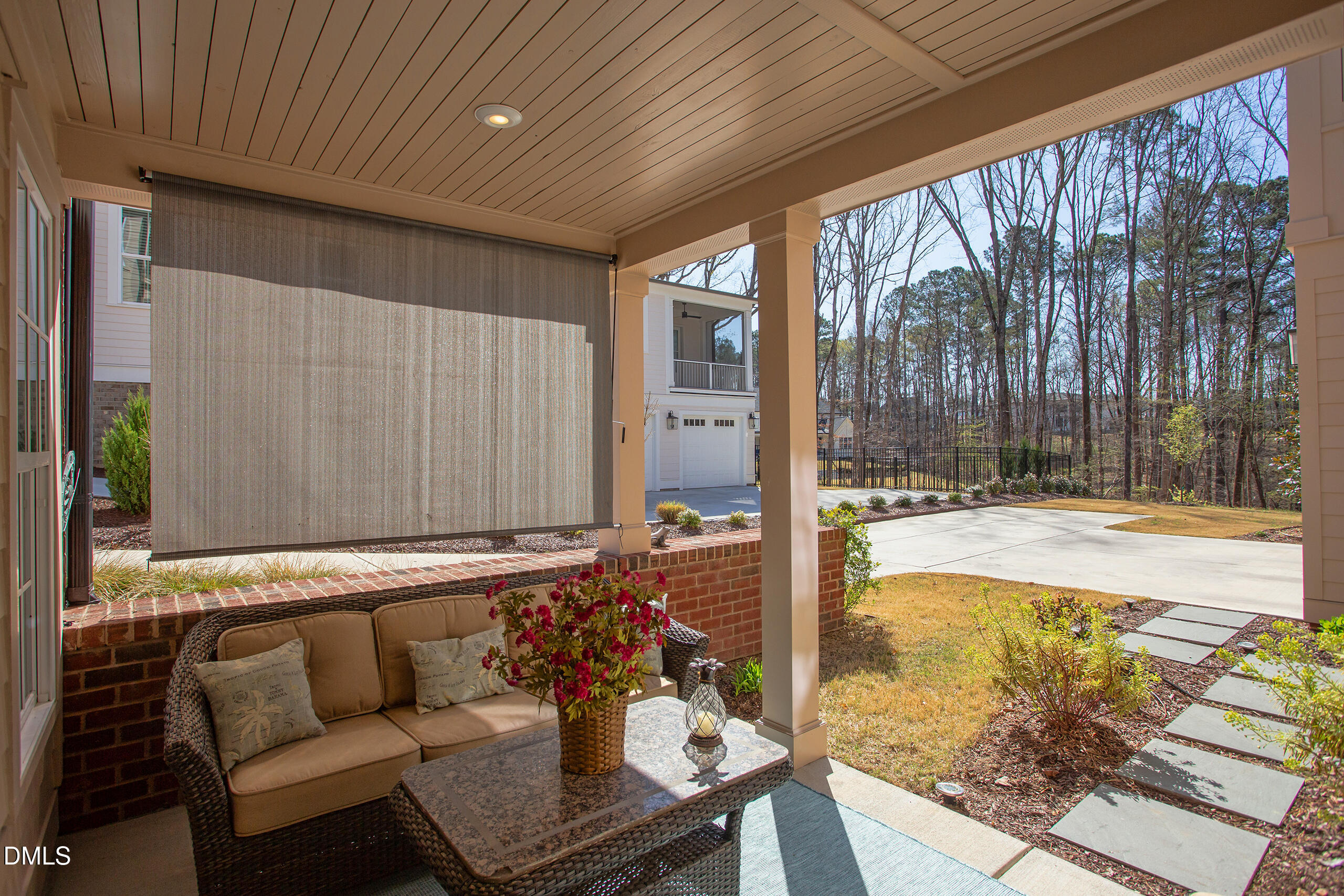1028 Whitehall Circle Property Photo 31