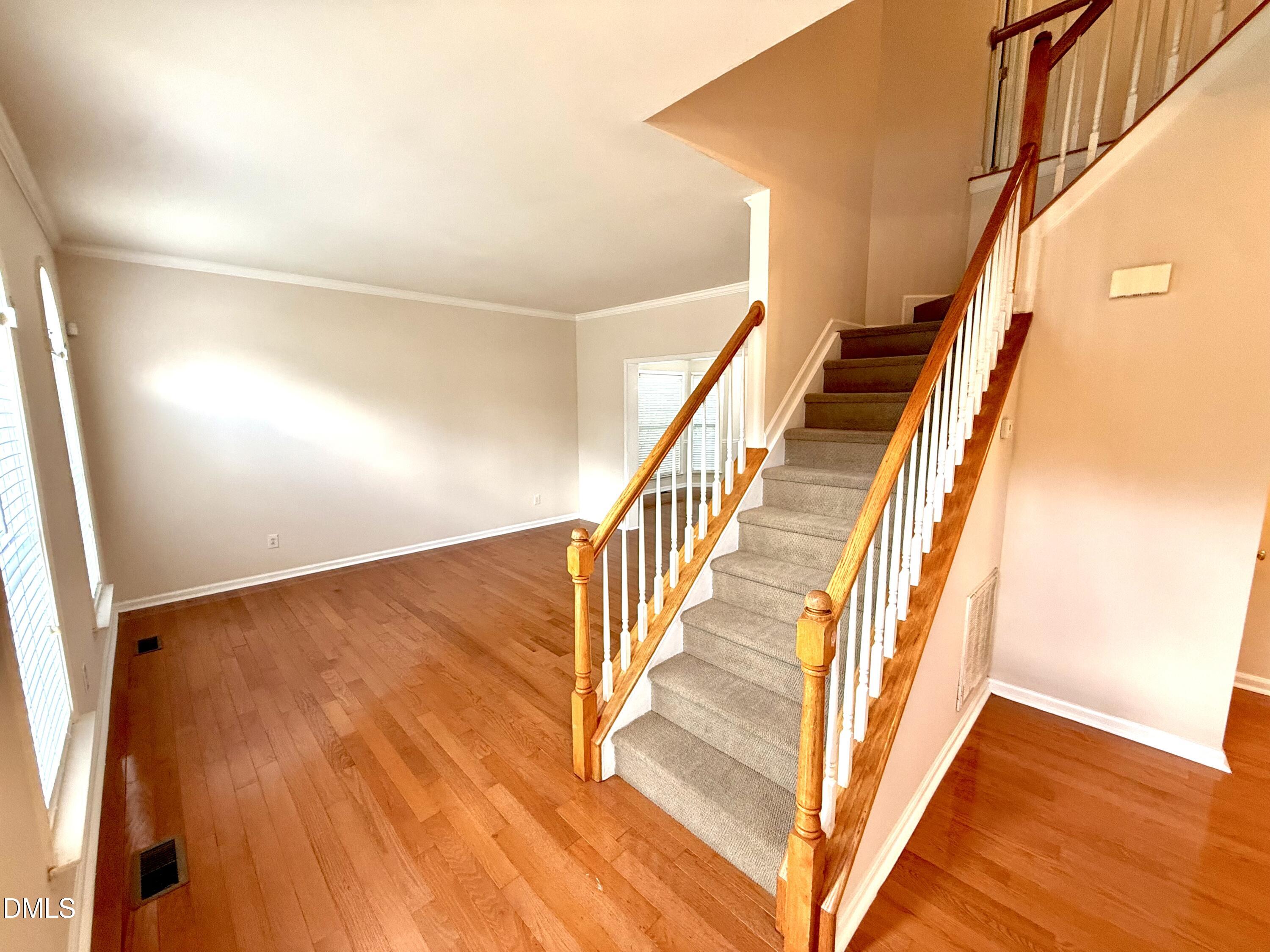 5233 Pinehall Wynd Property Photo 3