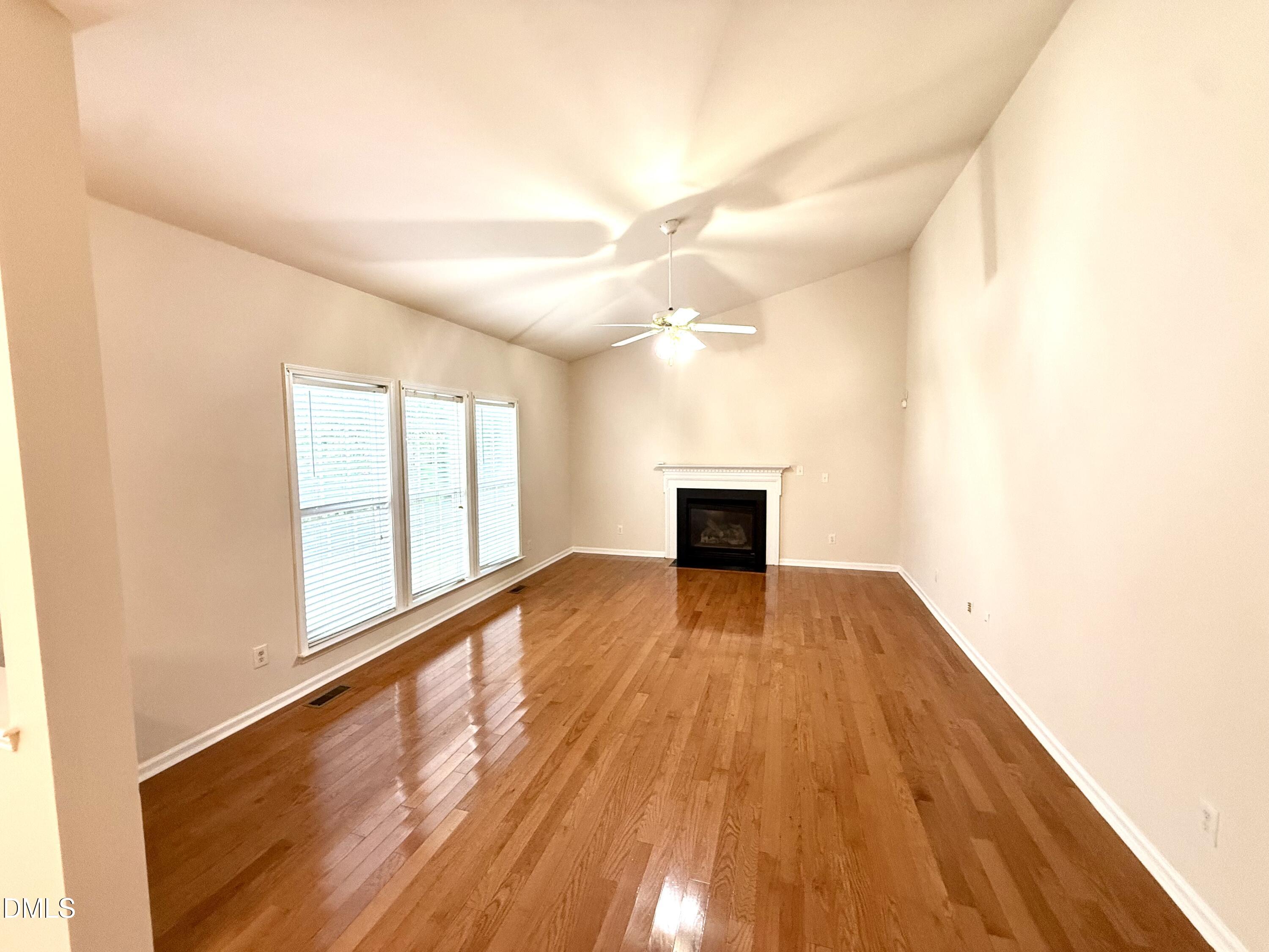 5233 Pinehall Wynd Property Photo 15