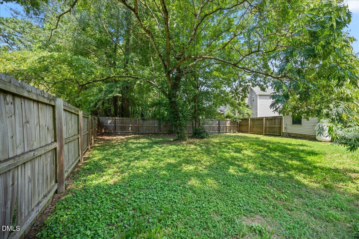 33 Wood Green Drive Property Photo 18