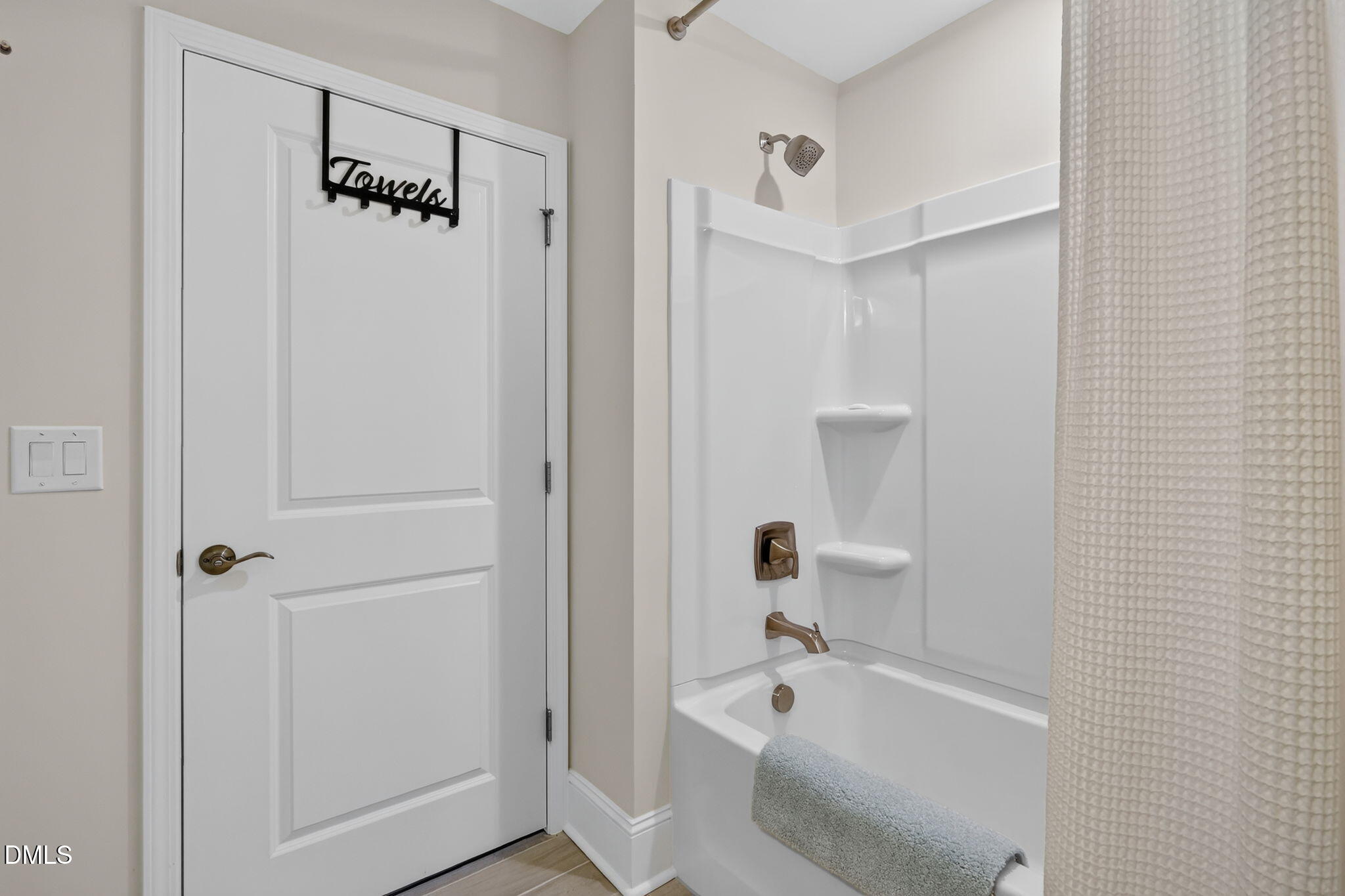 86 Shadowbrook Trail Property Photo 37