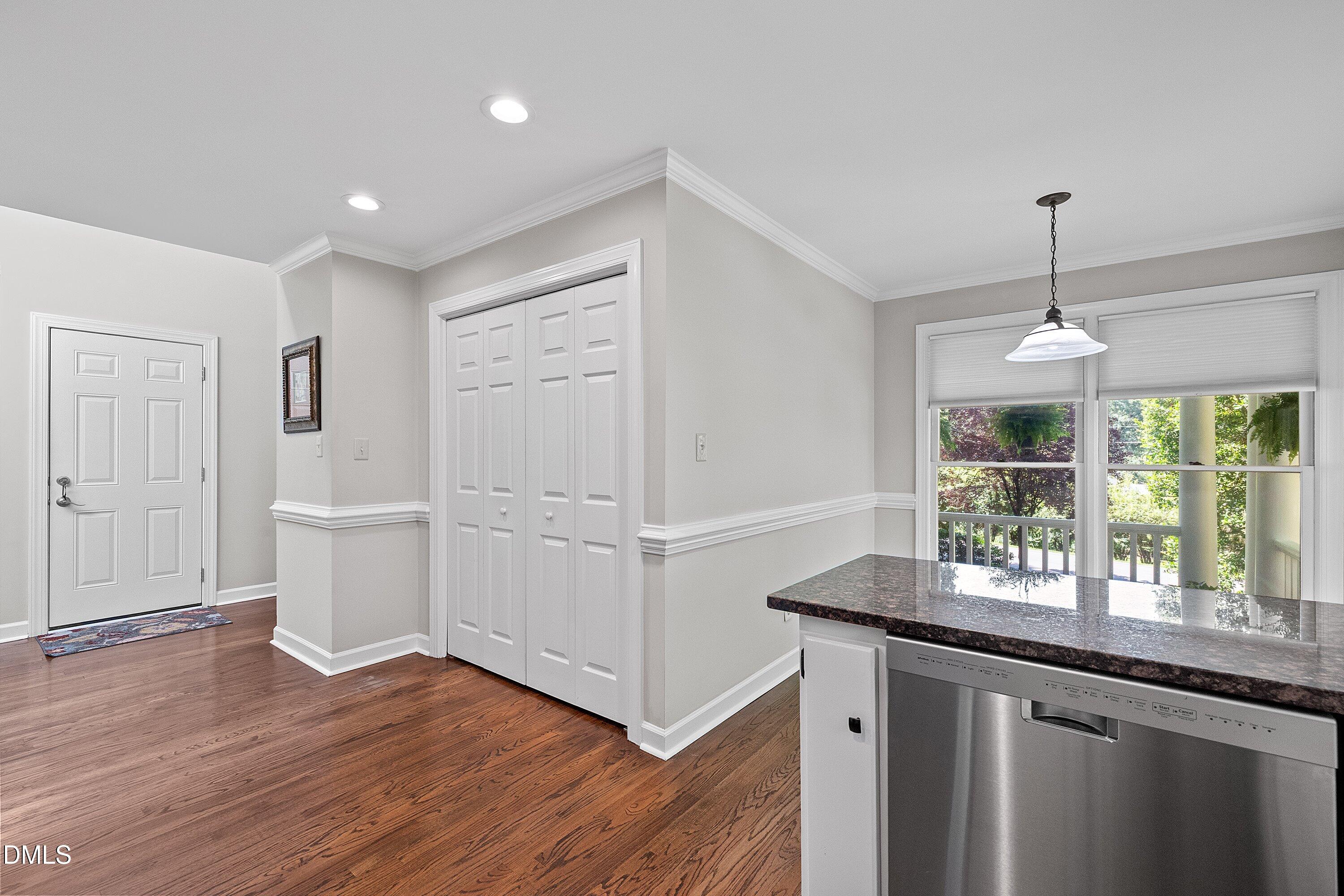 4800 Carteret Drive Property Photo 17