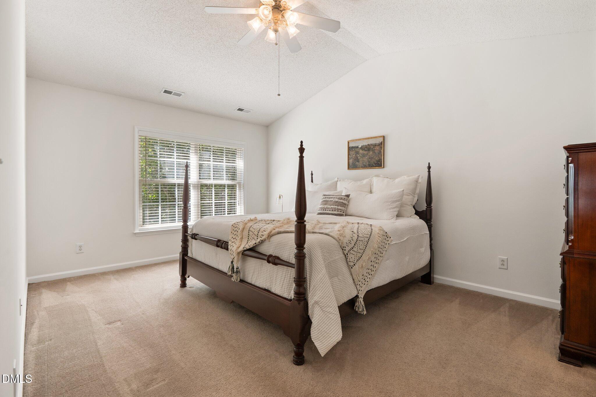 11 Epping Court Property Photo 8